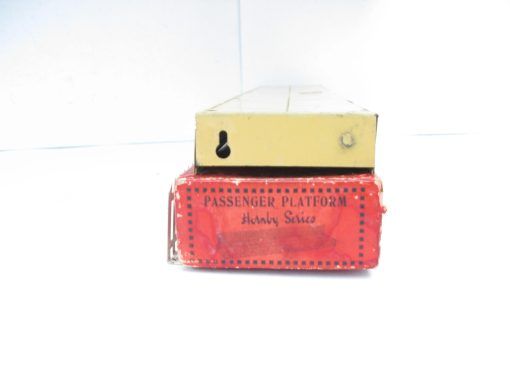 Hornby 0 Gauge Yellow/Cream Base Passenger Platform with Fencing & Nuts and Bolts Circa 1929/32 - Boxed - Image 7