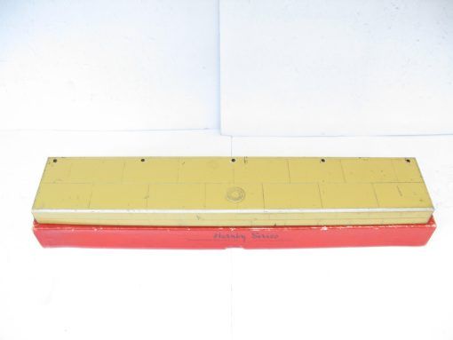 Hornby 0 Gauge Yellow/Cream Base Passenger Platform with Fencing & Nuts and Bolts Circa 1929/32 - Boxed - Image 8