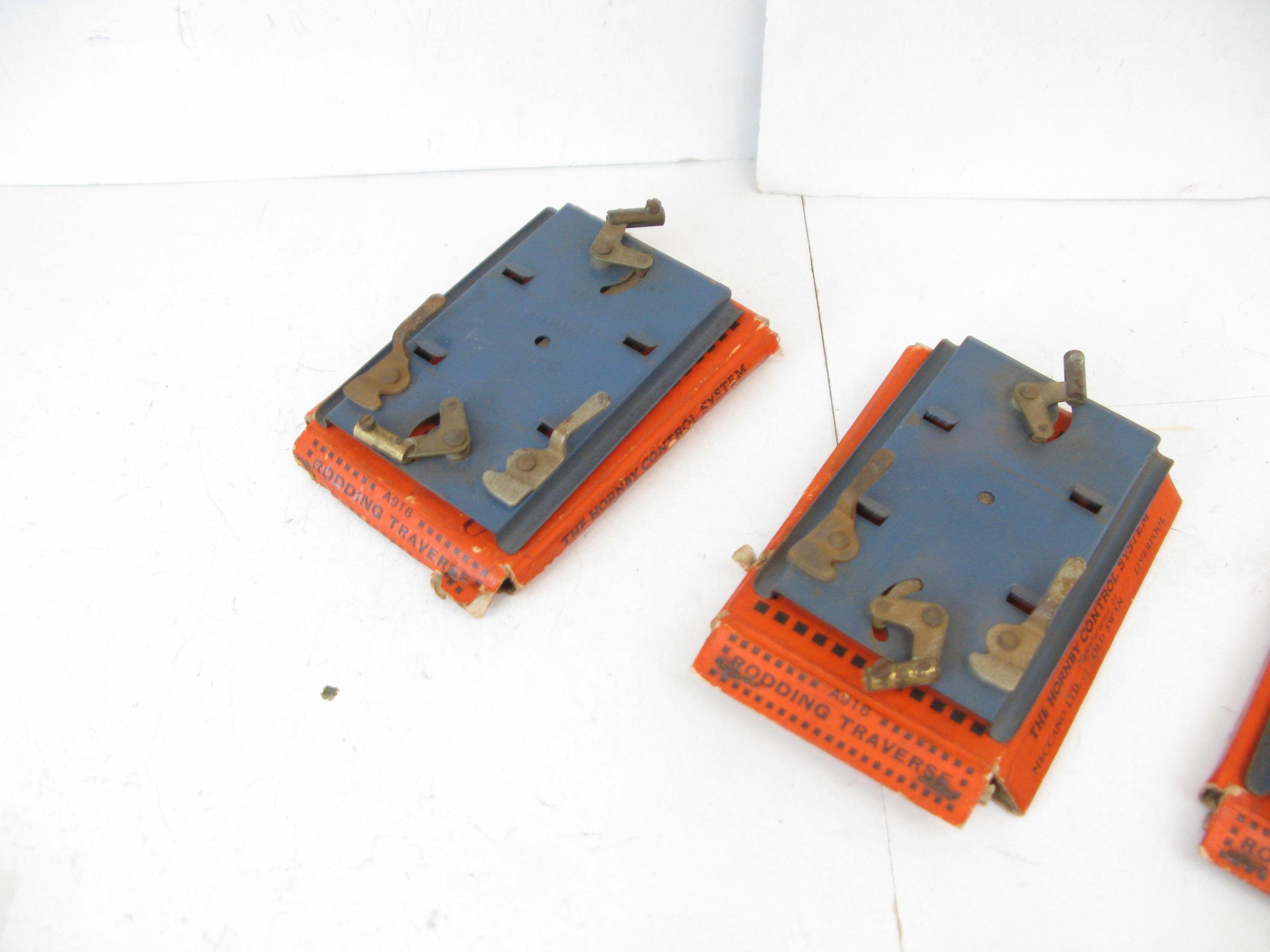Hornby 0 Gauge Control system Rodding Traverse - Boxed - Priced each at £25 - Image 4