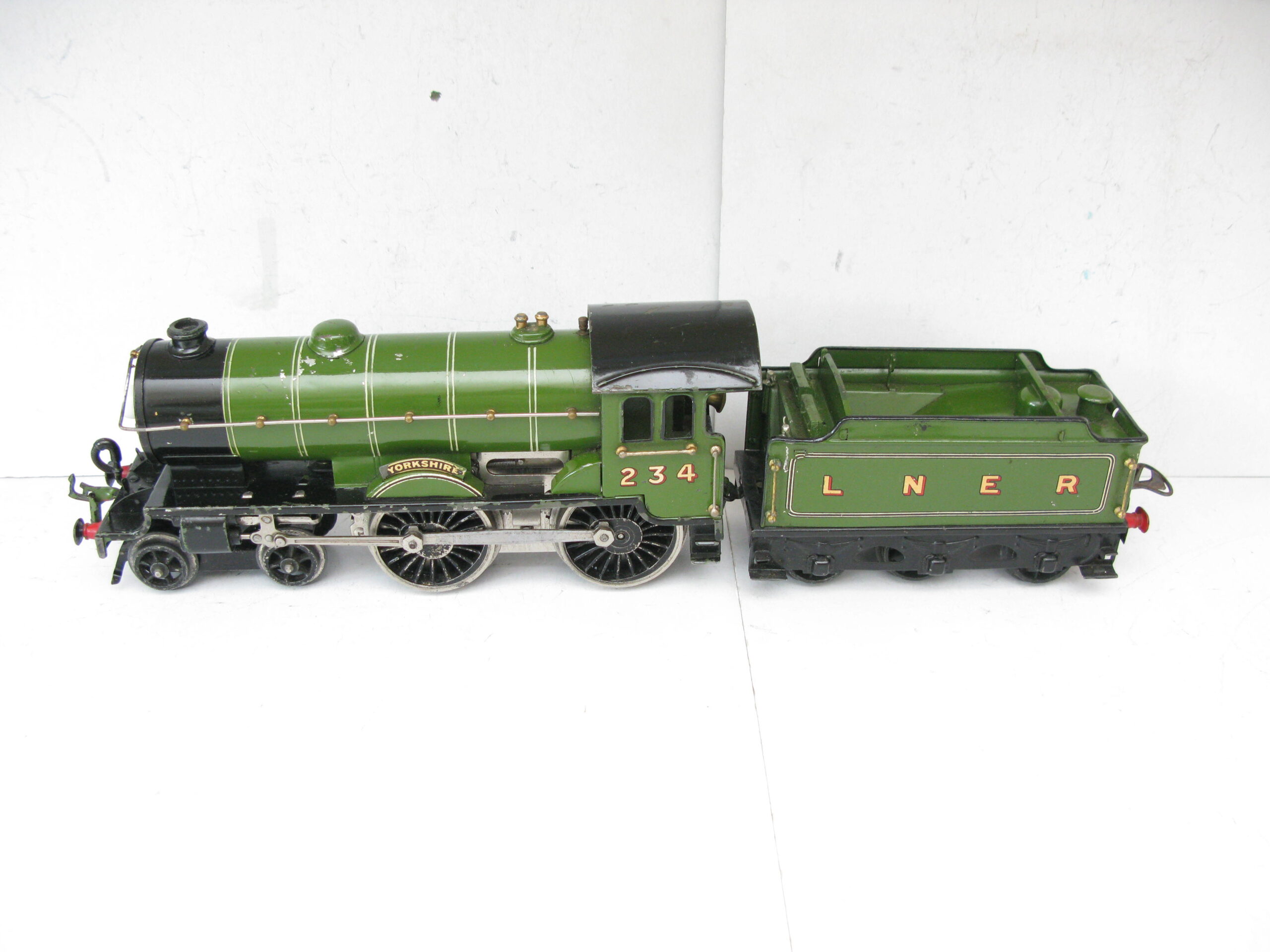 Hornby 0 Gauge E220 Special Loco & Tender LNER Lined 'YORKSHIRE, 3-rail 20 volt electric circa 1934 - unboxed - Image 3