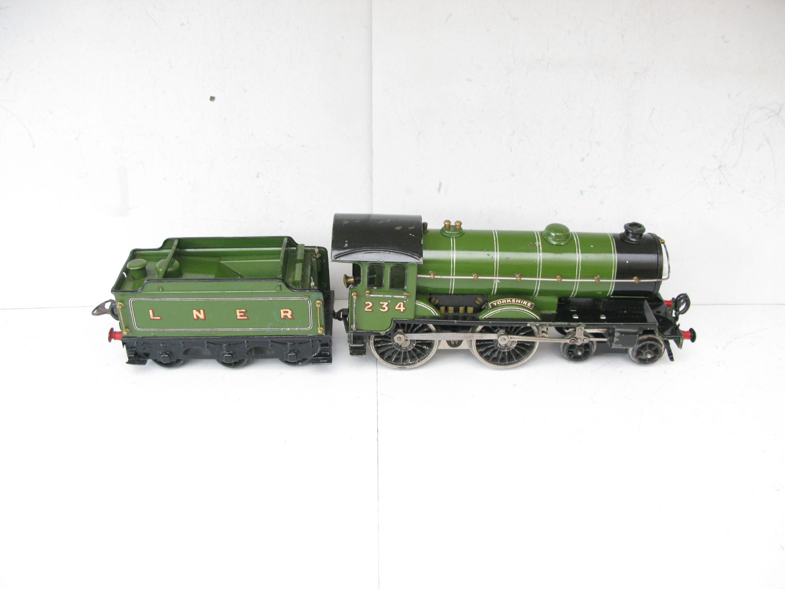 Hornby 0 Gauge E220 Special Loco & Tender LNER Lined 'YORKSHIRE, 3-rail 20 volt electric circa 1934 - unboxed - Image 7