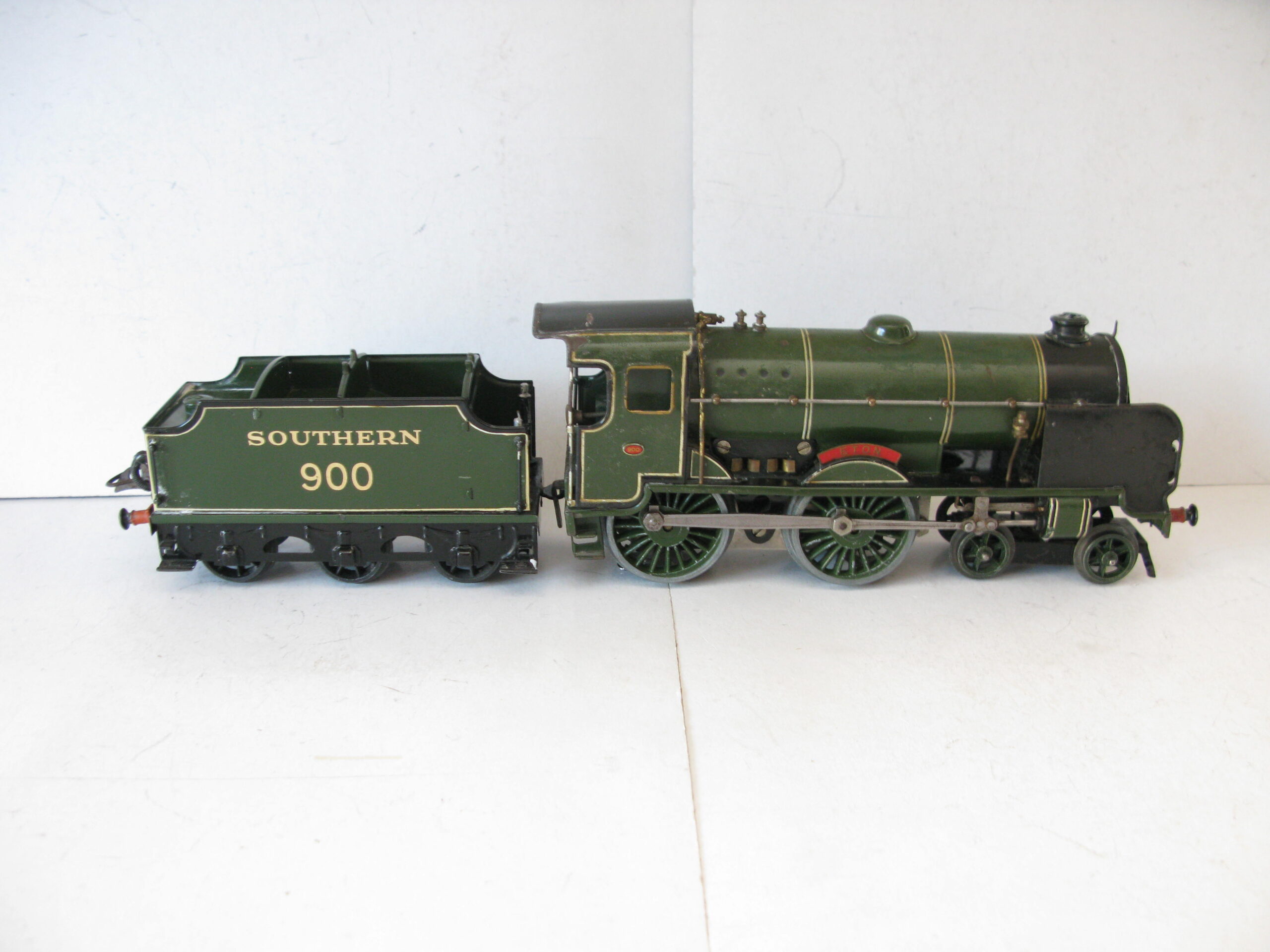 Hornby 0 Gauge E420 Special Loco & Tender SR 'ETON' No.900, 20 volt electric - unboxed - Image 2