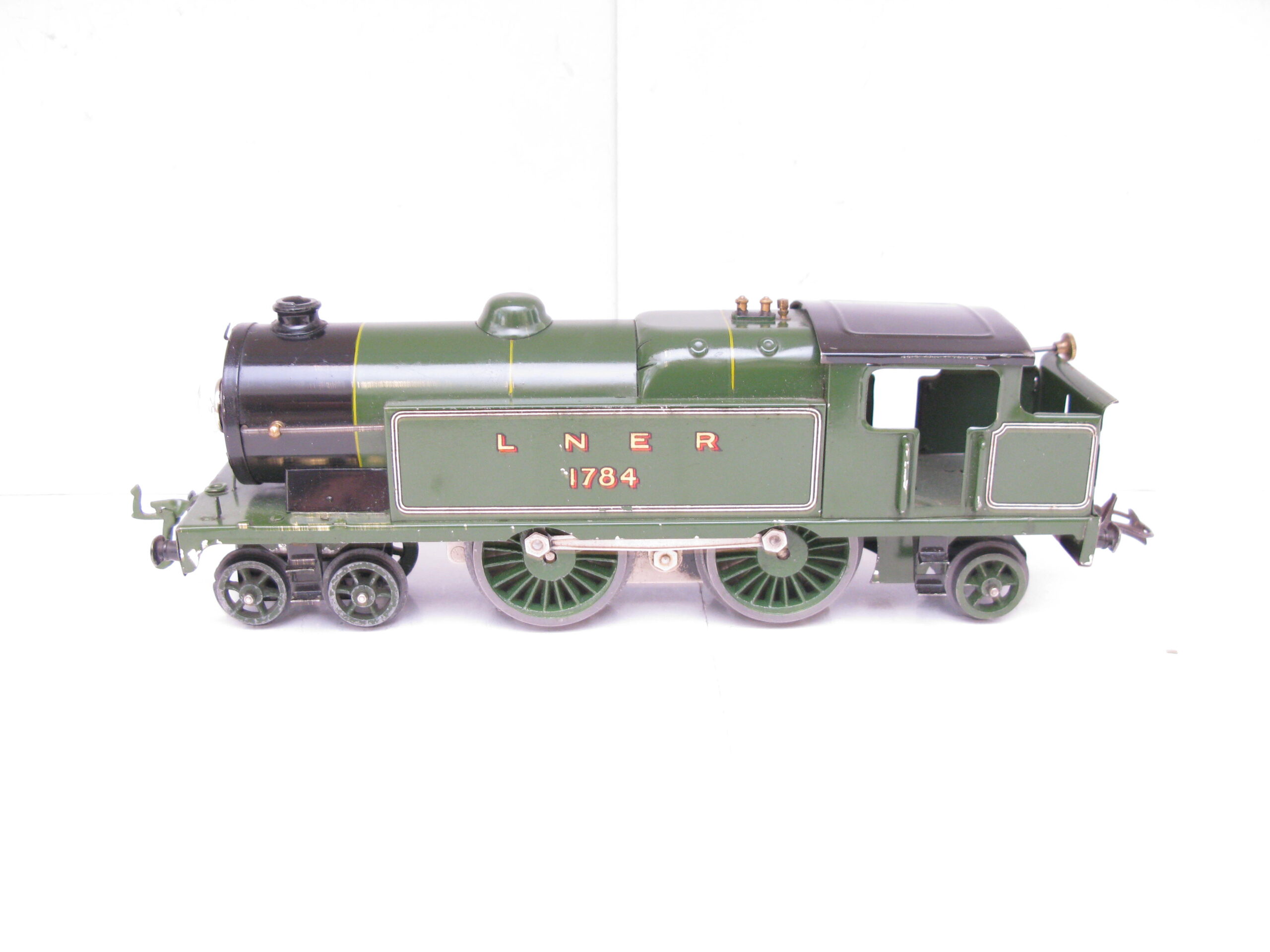 Hornby 0 Gauge E220 Special Tank Loco LNER Green No.1784, 3-rail 20 volt Electric - unboxed