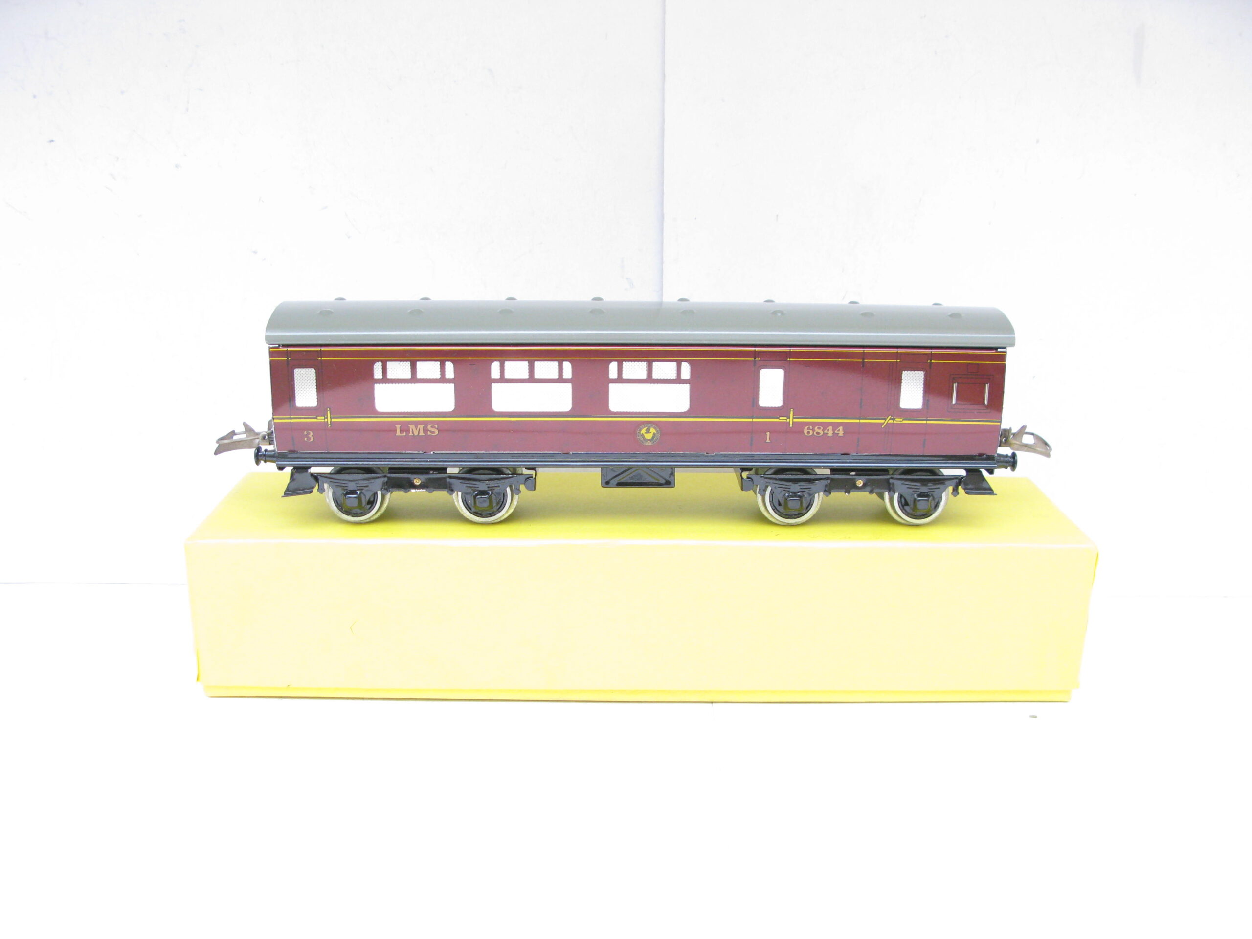 Middleton (Australia) Hornby Style 0 Gauge LMS All 3rd Brake end Corridor Coach - Boxed