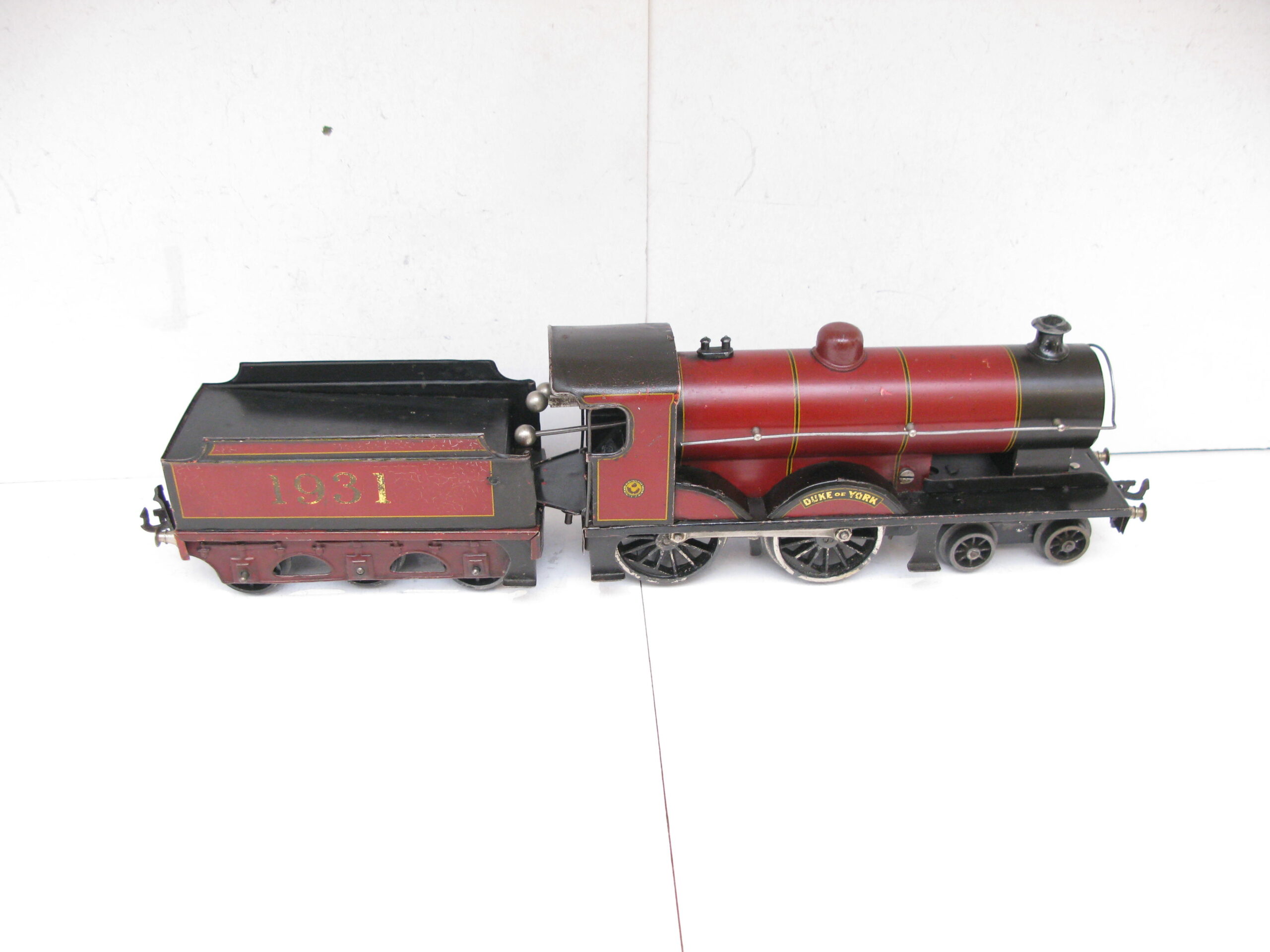 Bassett Lowke 0 Gauge 4-4-0 Locomotive & Tender LMS Lined Maroon 'Duke of York', No.1931 Clockwork - unboxed - Image 7