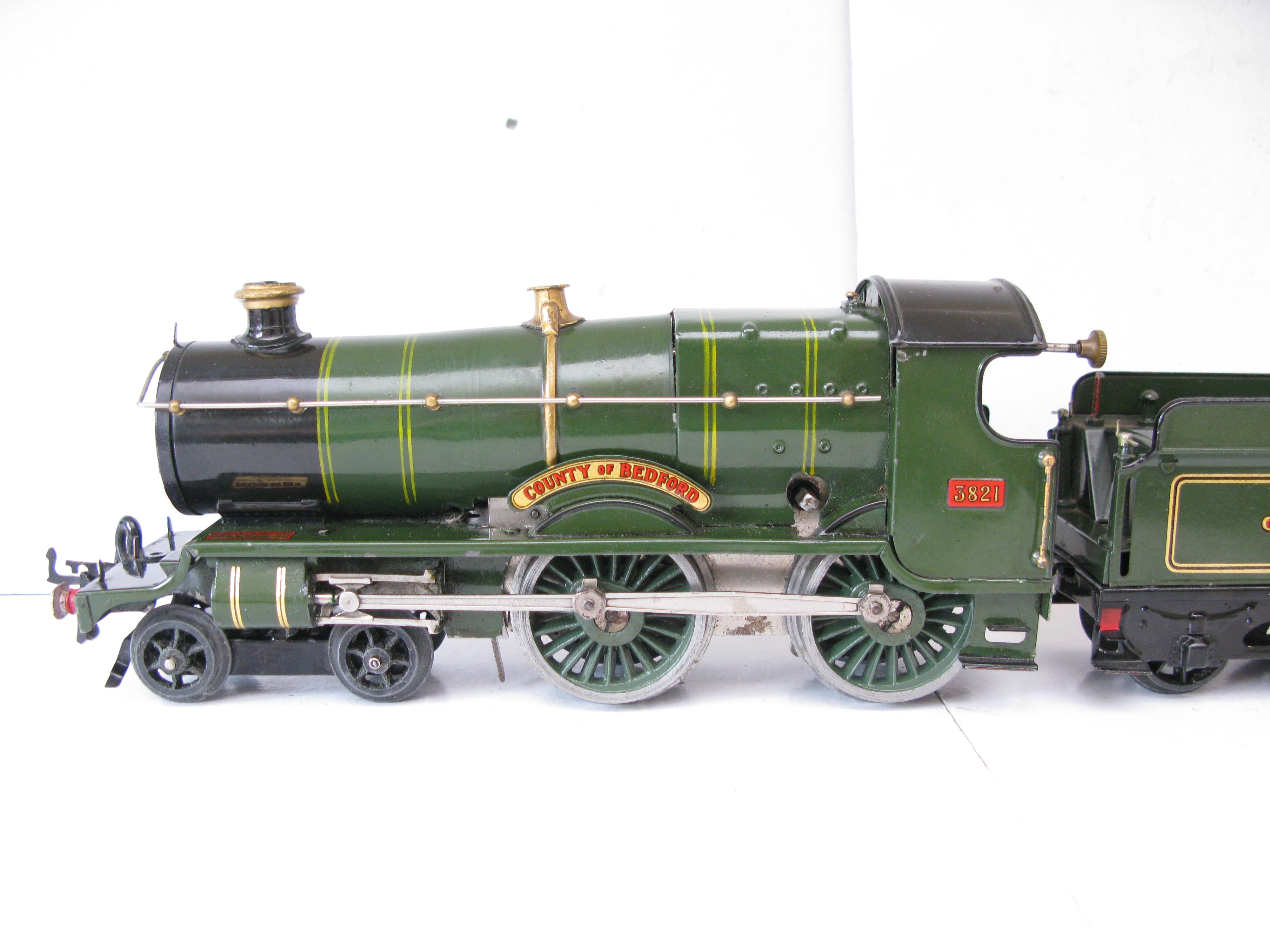 Hornby 0 Gauge No.2C Special Loco & Tender GWR Green 'COUNTY OF BEDFORD' No.3821, Clockwork circa 1929/1930 First Issue - Loco boxed -Overall Excellent plus - Image 3