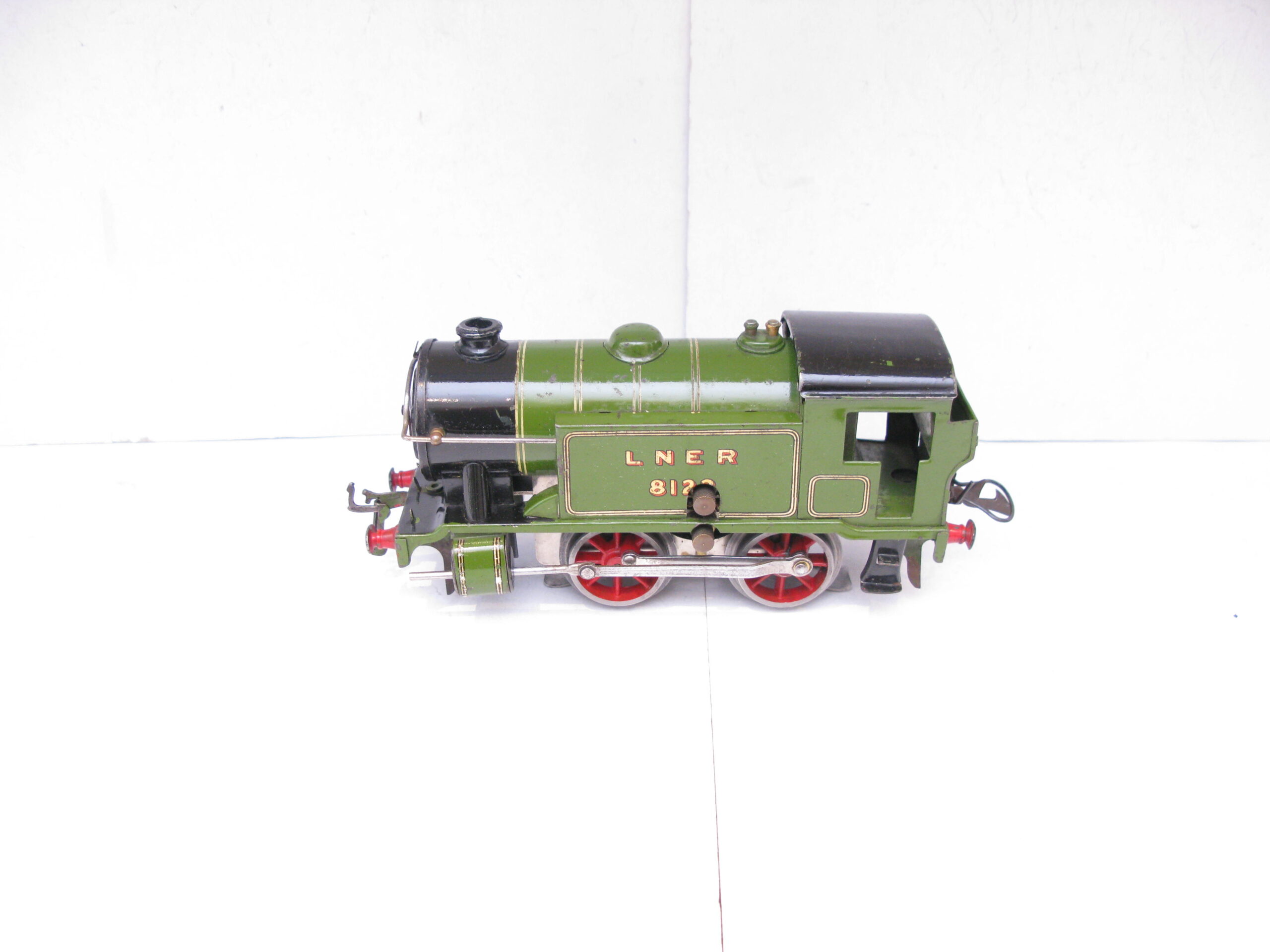 Hornby 0 Gauge EPM16 electric LNER Tank Loco No.8123, 3-rail 6 volt DC Electric - unboxed - Image 2