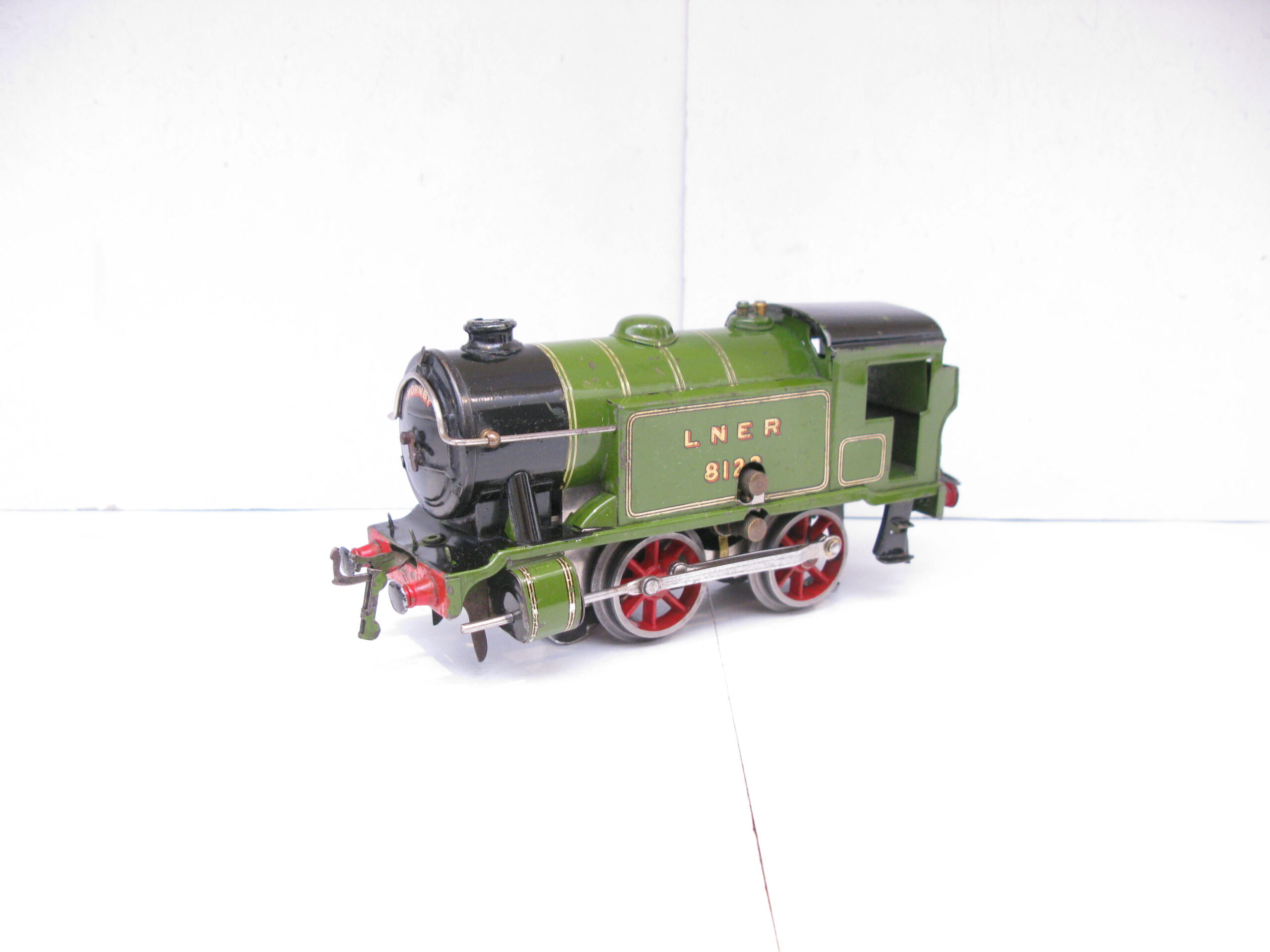 Hornby 0 Gauge EPM16 electric LNER Tank Loco No.8123, 3-rail 6 volt DC Electric - unboxed - Image 3