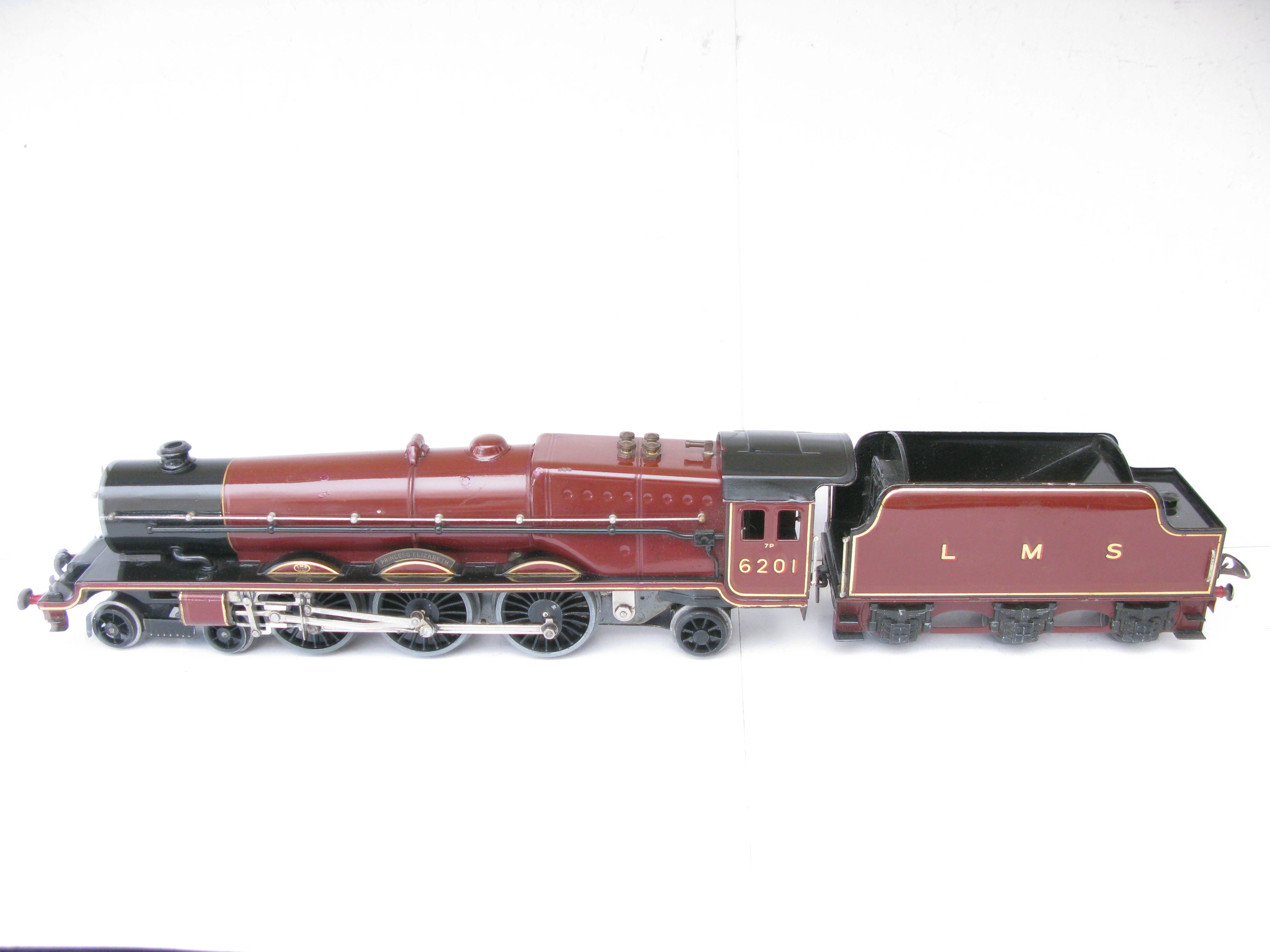 Hornby 0 Gauge 4-6-2 Loco & Tender LMS Lined Maroon 'Princess Elizabeth' No.6201, 3-rail 20 volt Electric - Boxed - Image 6