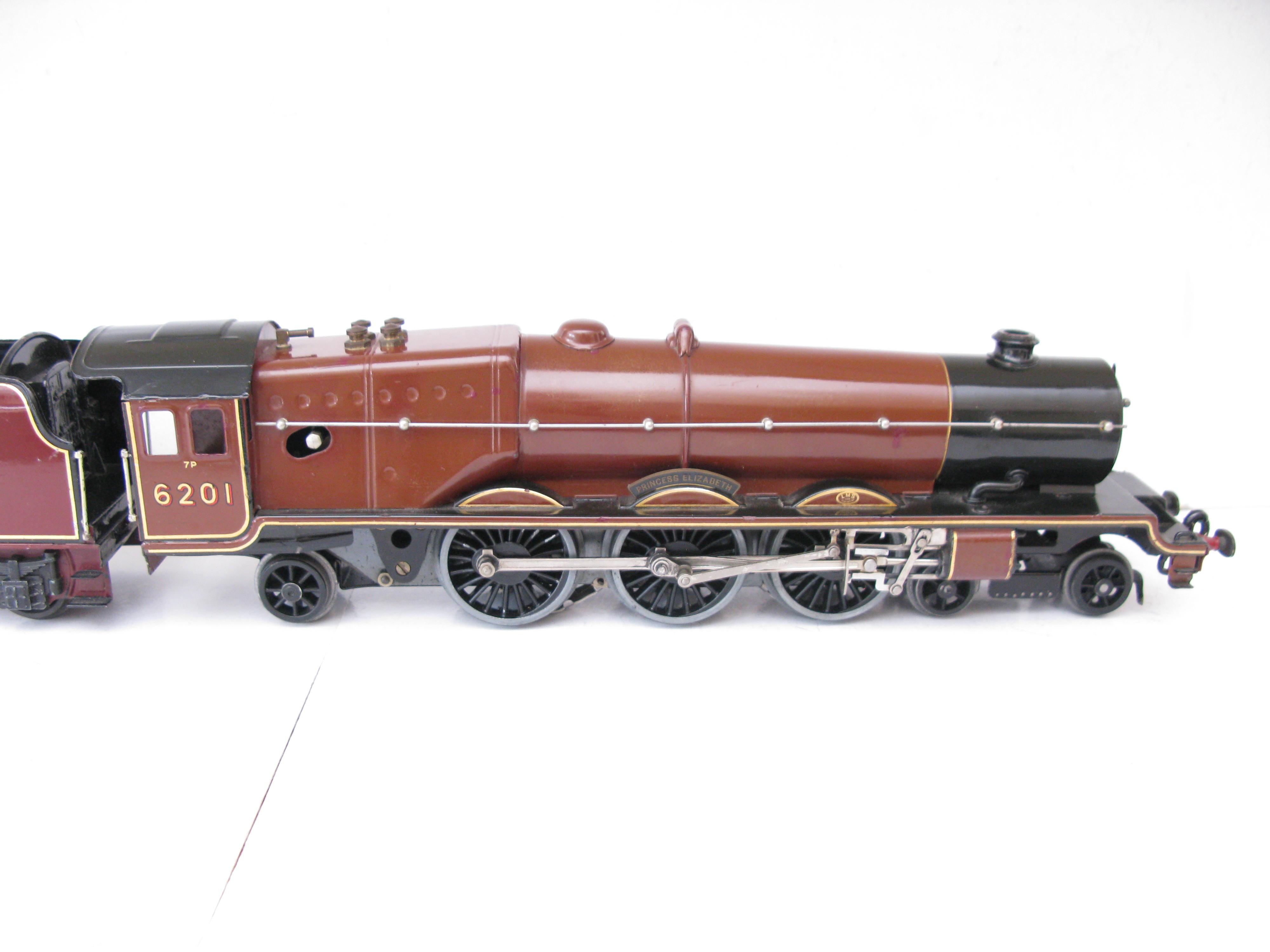 Hornby 0 Gauge 4-6-2 Loco & Tender LMS Lined Maroon 'Princess Elizabeth' No.6201, 3-rail 20 volt Electric - Boxed - Image 11