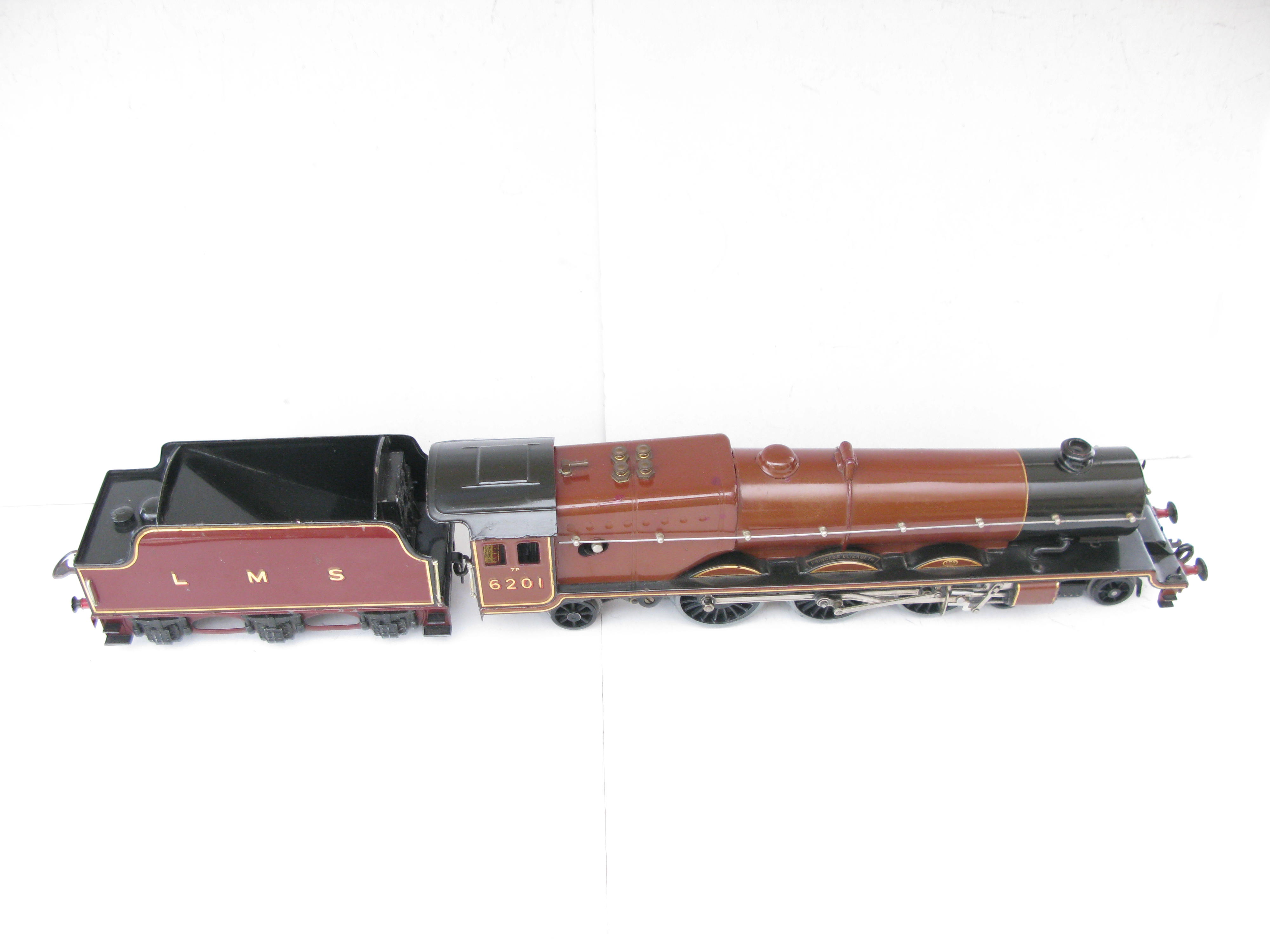 Hornby 0 Gauge 4-6-2 Loco & Tender LMS Lined Maroon 'Princess Elizabeth' No.6201, 3-rail 20 volt Electric - Boxed - Image 13