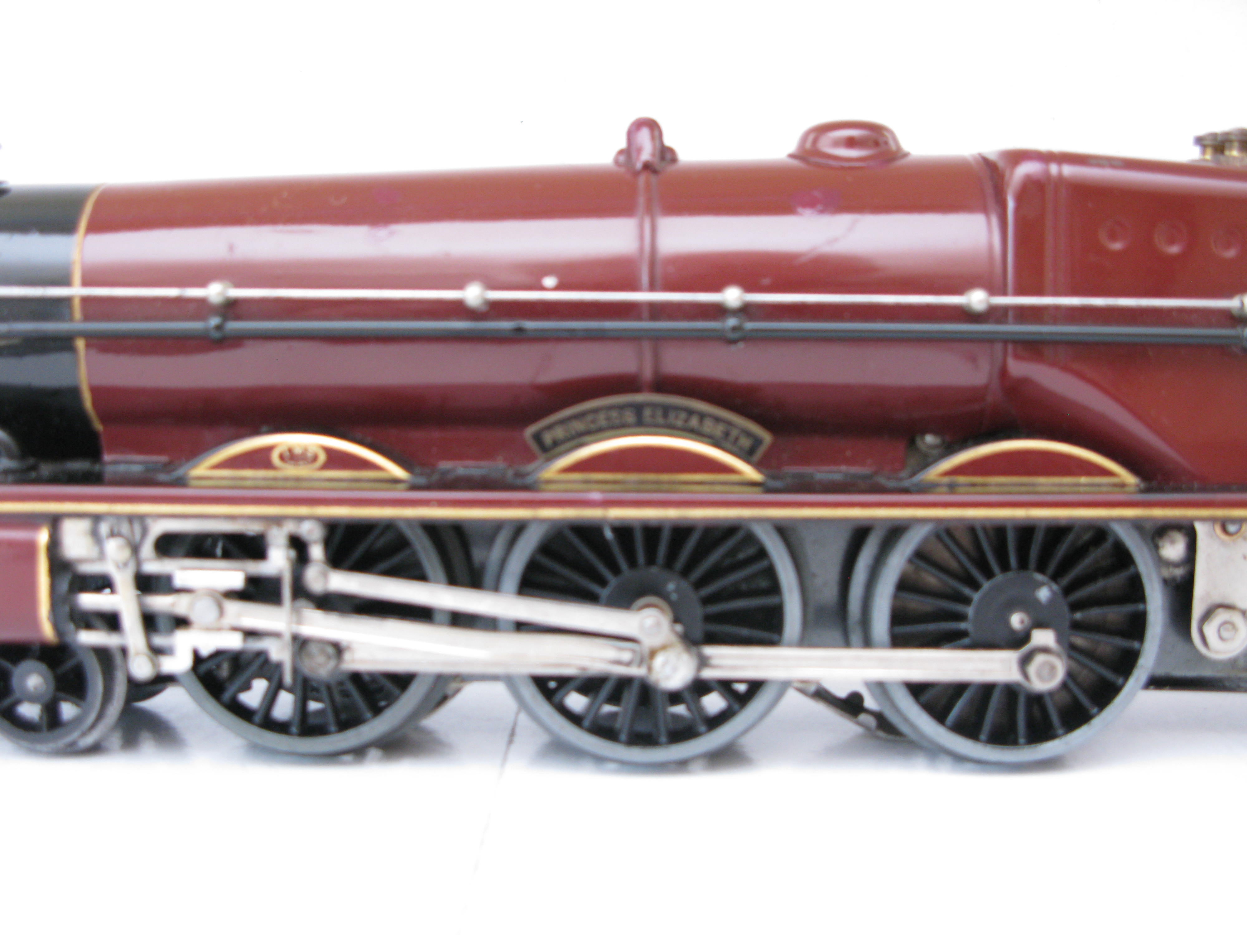 Hornby 0 Gauge 4-6-2 Loco & Tender LMS Lined Maroon 'Princess Elizabeth' No.6201, 3-rail 20 volt Electric - Boxed - Image 15