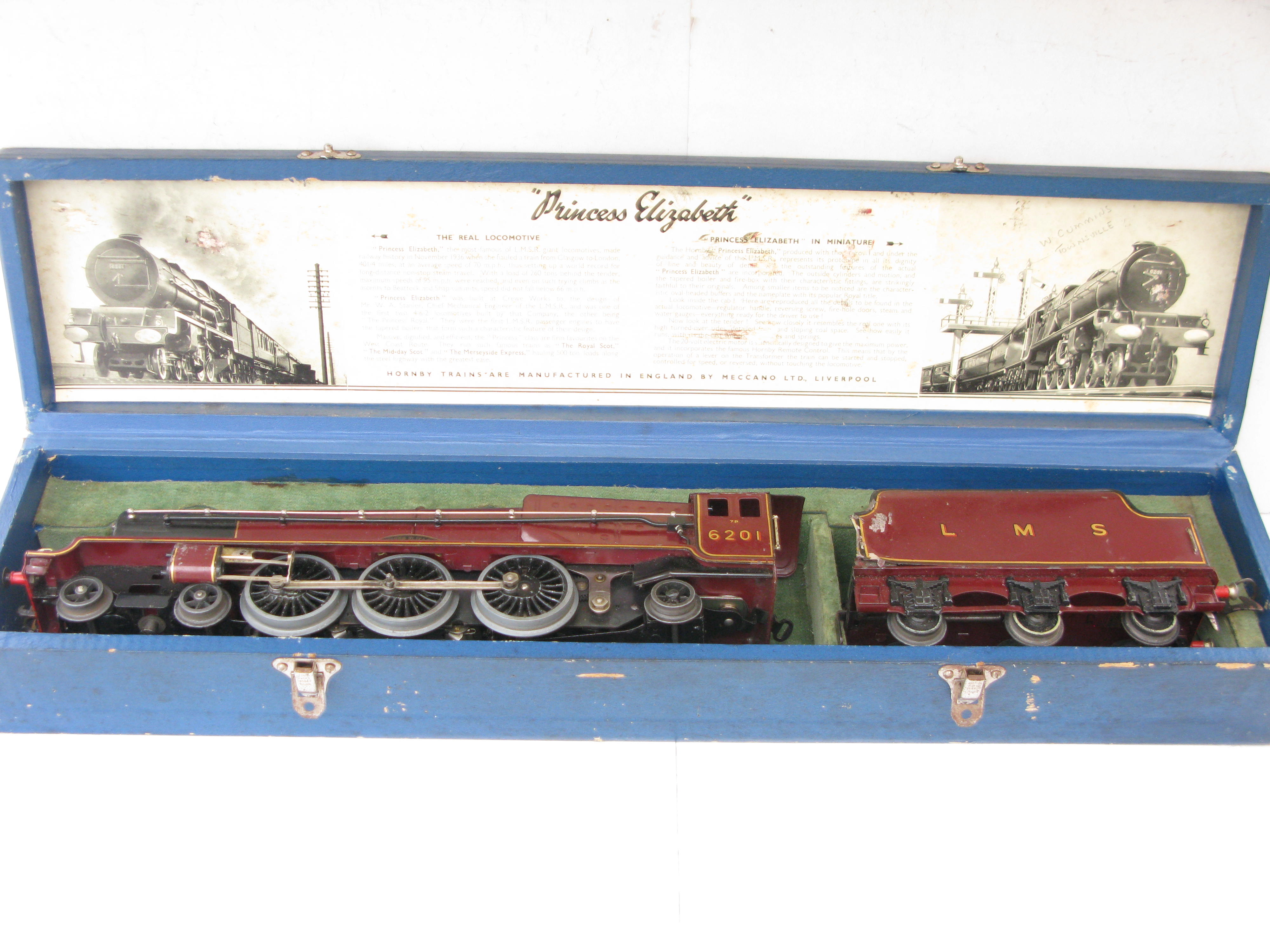 Hornby 0 Gauge 4-6-2 Loco & Tender LMS Lined Maroon 'Princess Elizabeth' No.6201, 3-rail 20 volt Electric - Boxed - Image 2