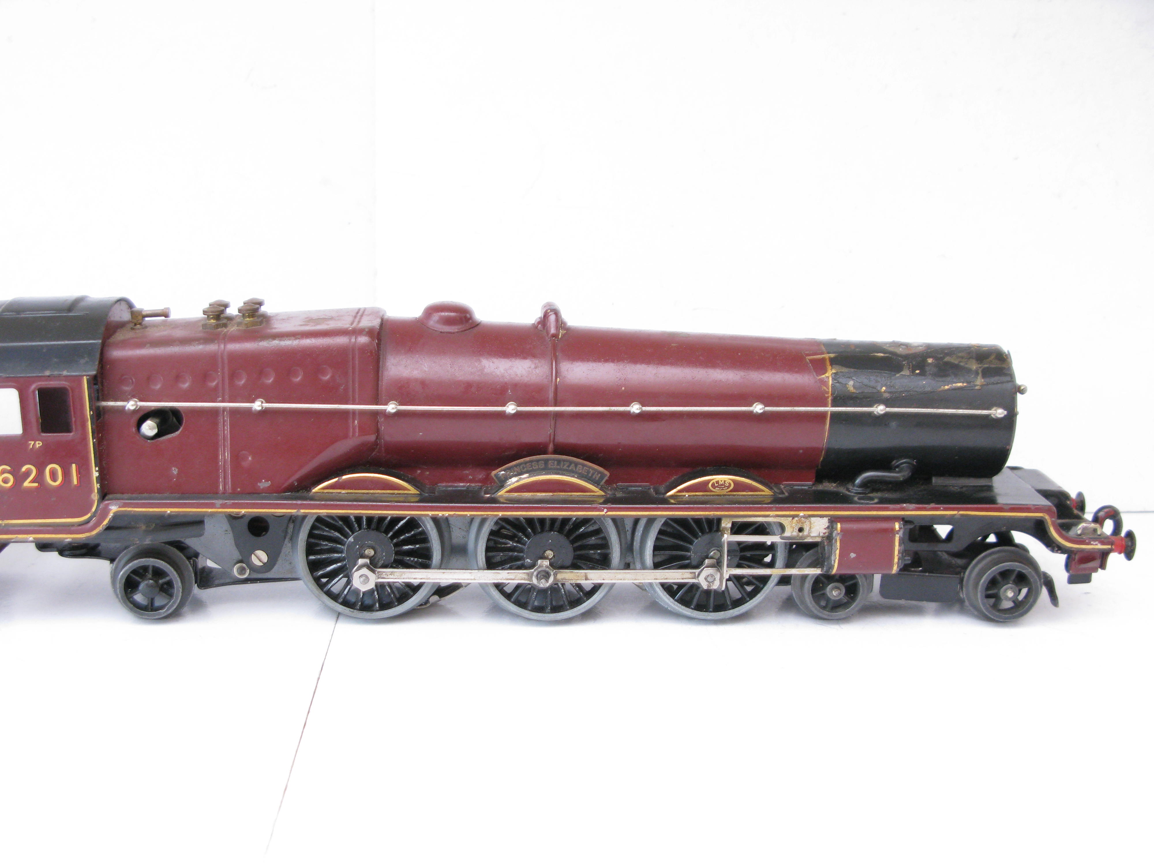 Hornby 0 Gauge 4-6-2 Loco & Tender LMS Lined Maroon 'Princess Elizabeth' No.6201, 3-rail 20 volt Electric - Boxed - Image 9