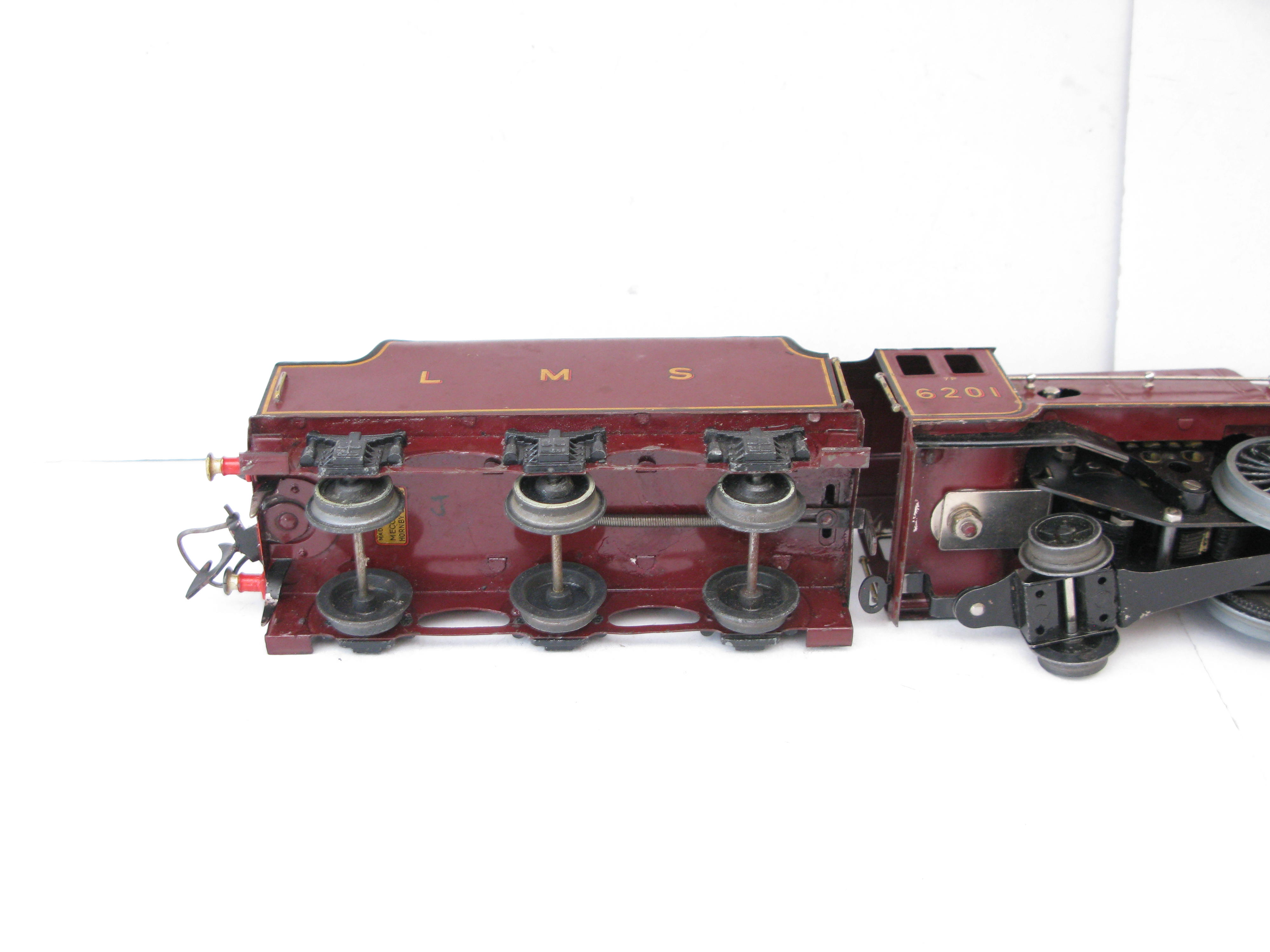 Hornby 0 Gauge 4-6-2 Loco & Tender LMS Lined Maroon 'Princess Elizabeth' No.6201, 3-rail 20 volt Electric - Boxed - Image 14