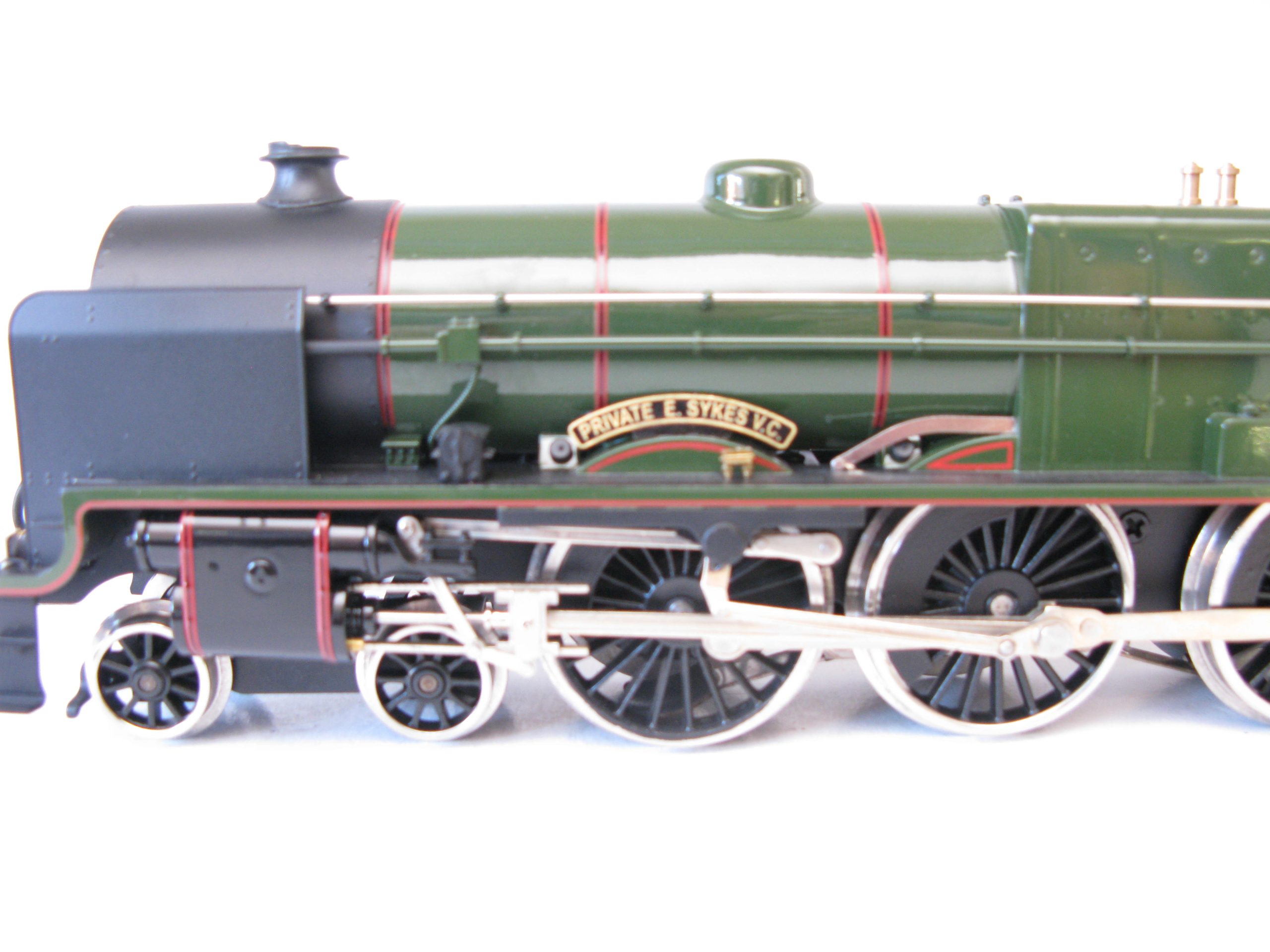 Ace 0 Gauge Modern issue E/42 BR Lined Green Loco & Tender Patriot class 'PRIVATE E SYKES V.C.', No. 45537, 2/3-rail electric - Boxed - Mint Boxed - Image 5
