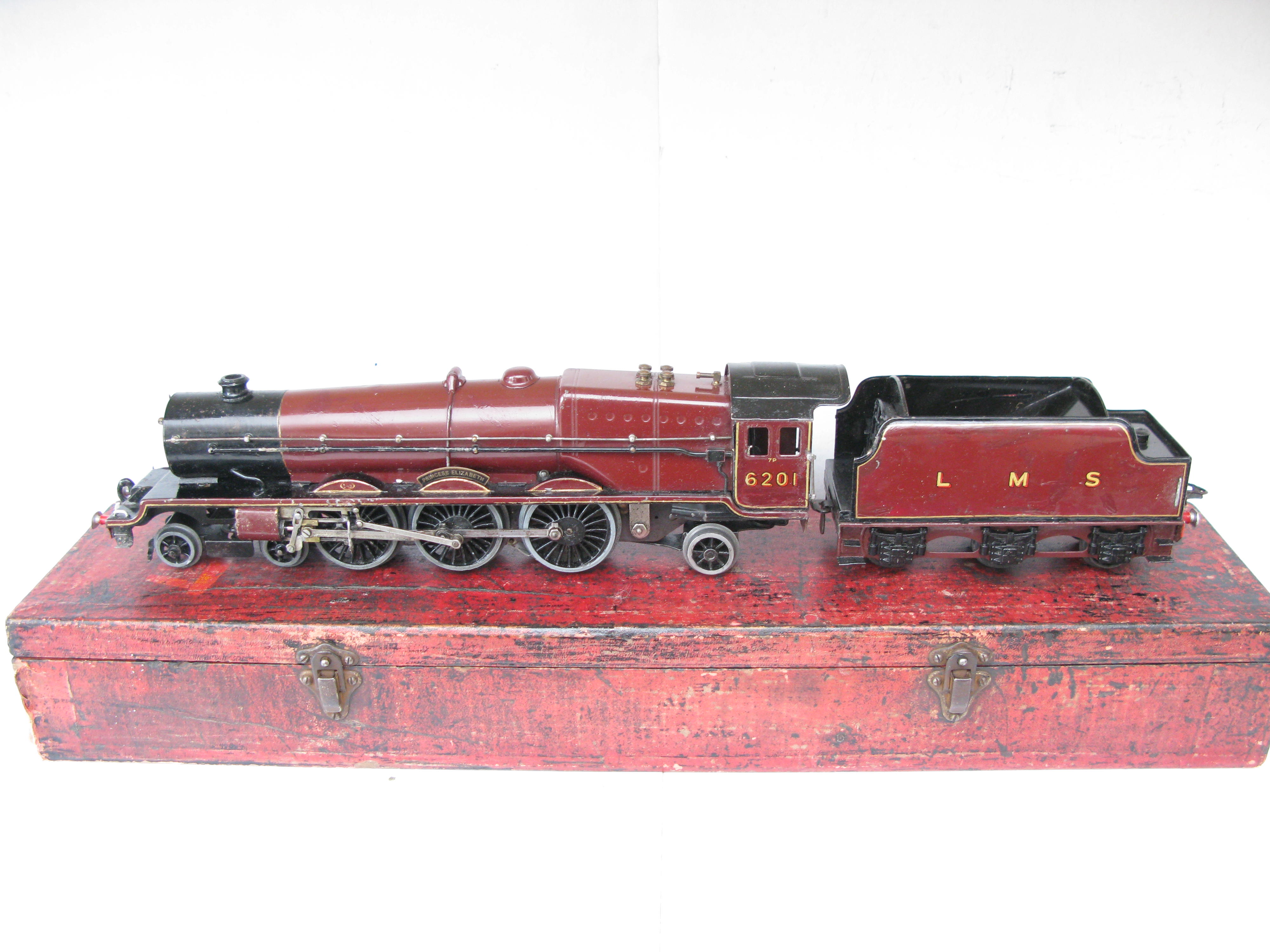 Hornby 0 Gauge 4-6-2 Loco & Tender LMS Lined Maroon 'Princess Elizabeth' No.6201, 3-rail 20 volt Electric - Boxed - Overall Good - Pictures will follow shortly - Image 5