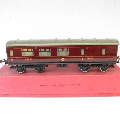 Hornby 0 Gauge No.2 Brake end LMS Corridor Coach - Boxed -  Excellent/plus - Price £145