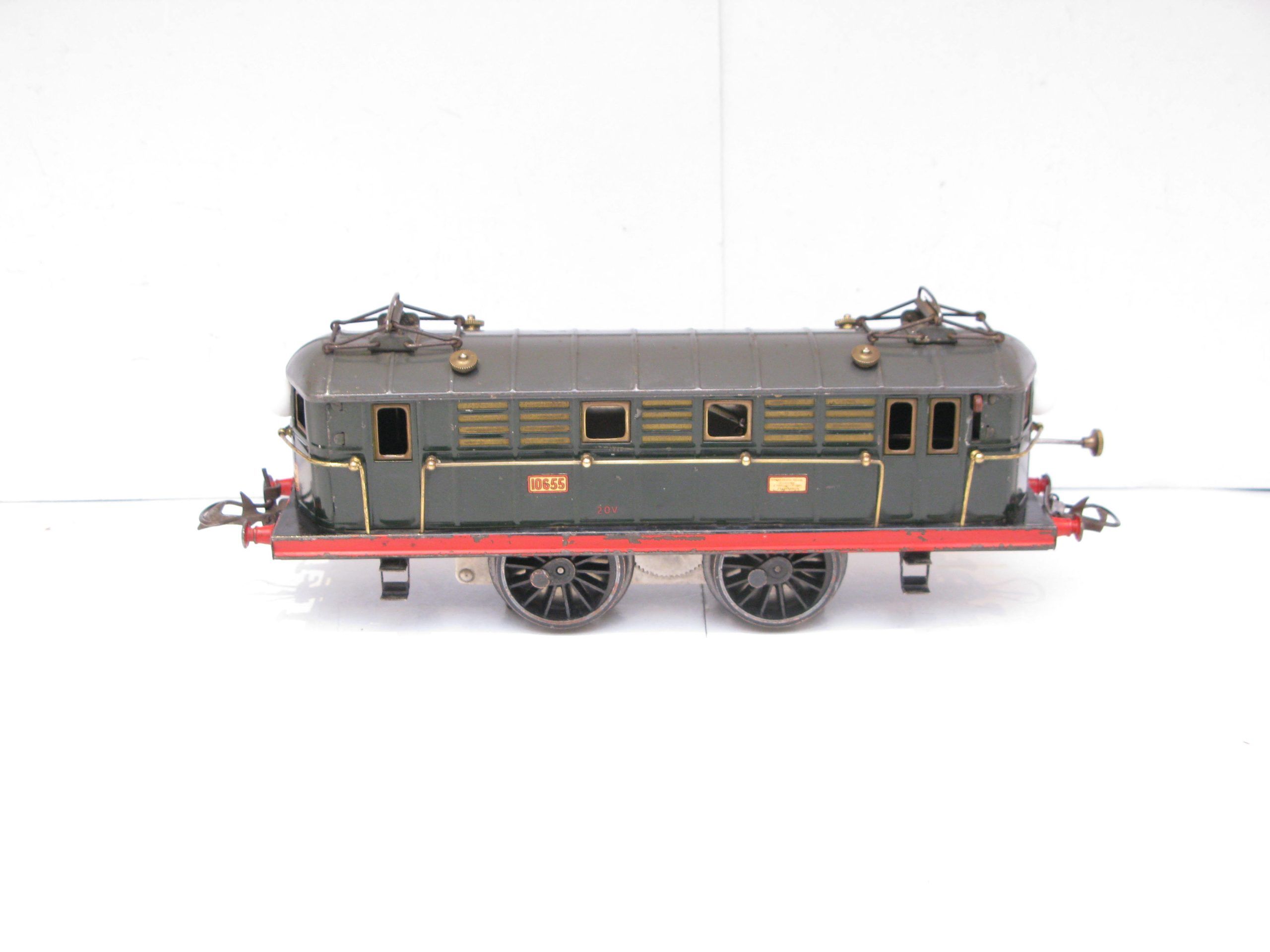 Rare Hornby 0 Gauge LE2/20 Swiss Style Overhead electric 0-4-0 green Locomotive, 3-rail 20 volt Electric - unboxed - Overall Excellent/plus - Image 2