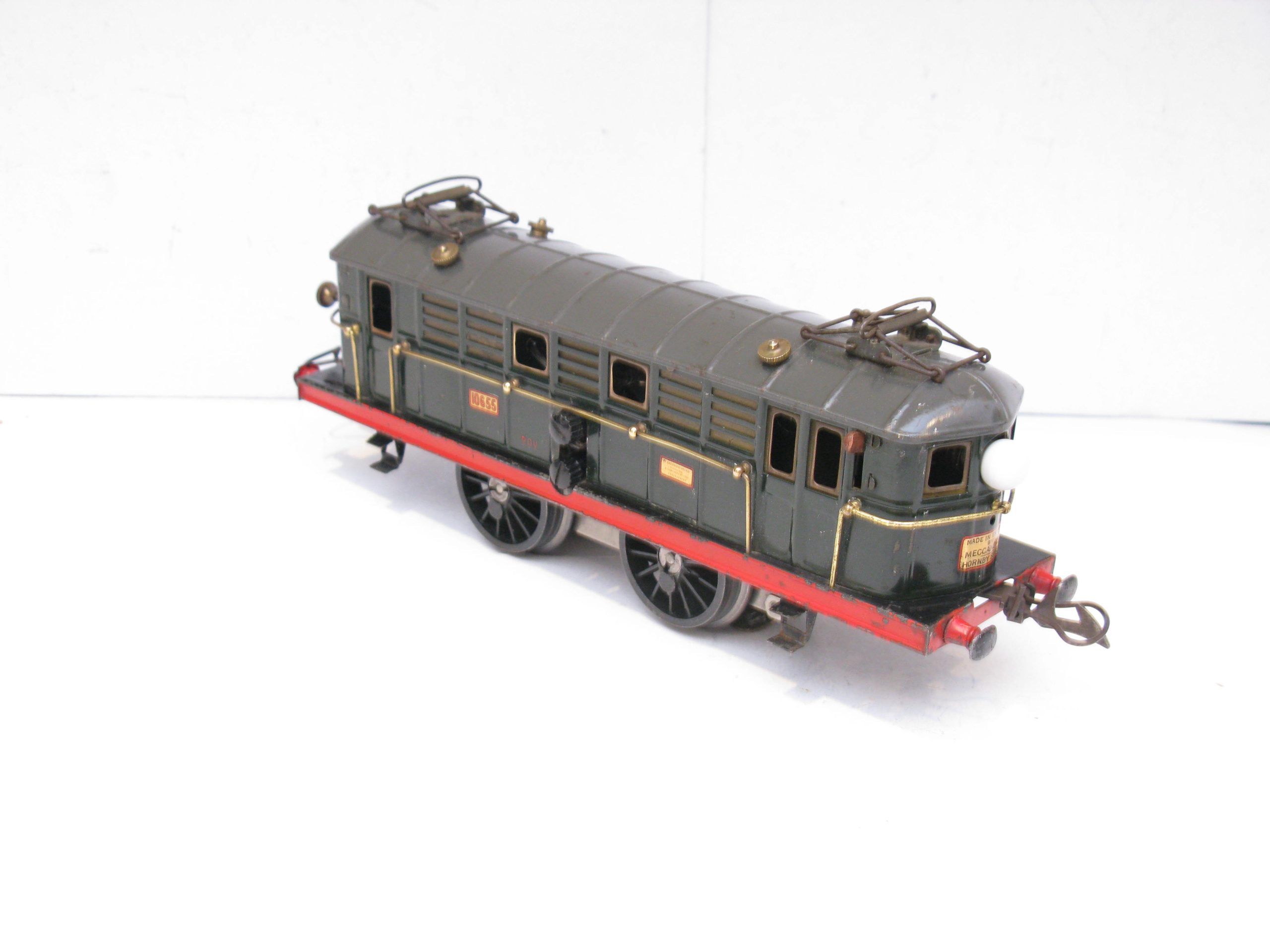 Rare Hornby 0 Gauge LE2/20 Swiss Style Overhead electric 0-4-0 green Locomotive, 3-rail 20 volt Electric - unboxed - Overall Excellent/plus - Image 8