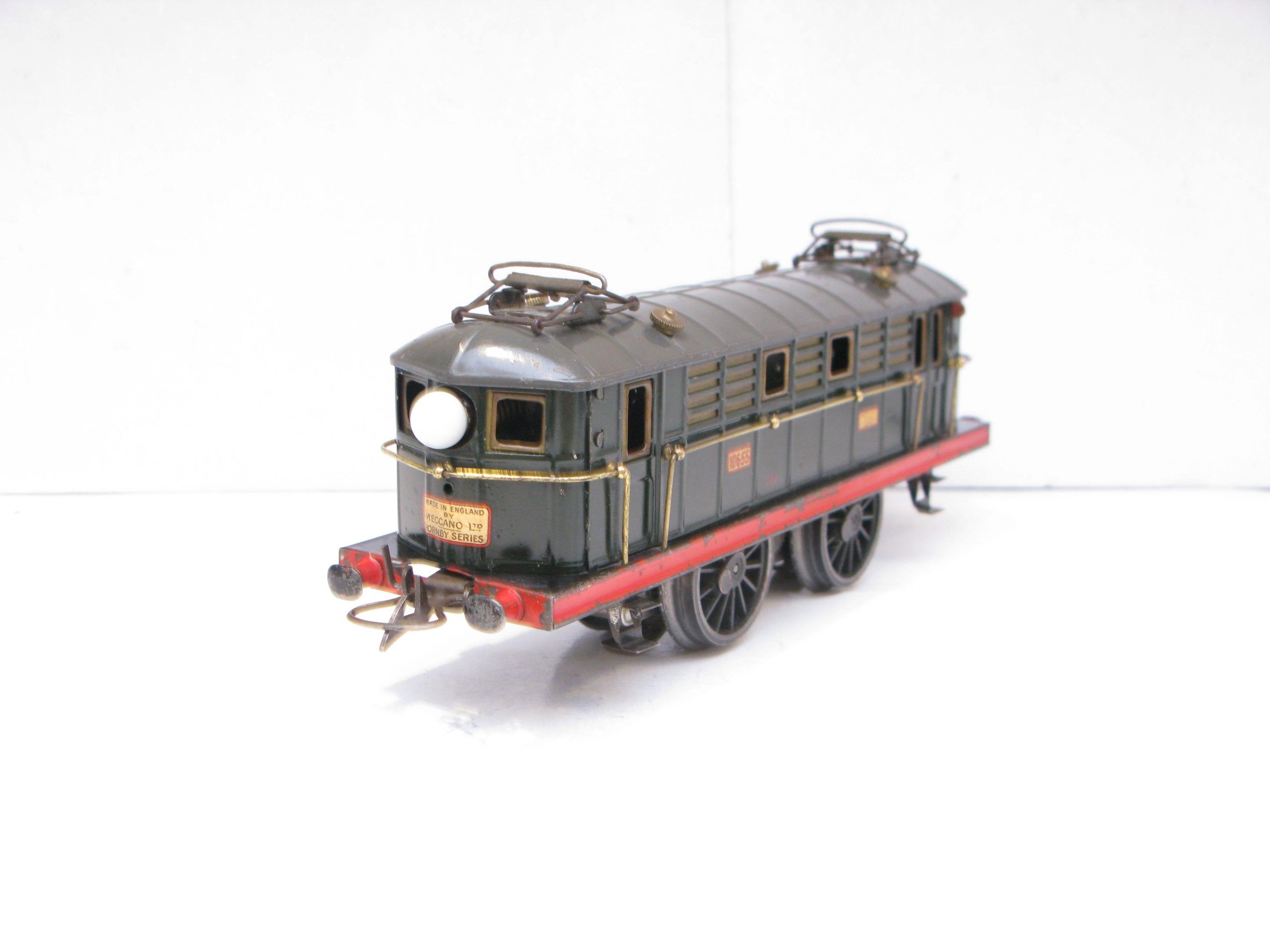 Rare Hornby 0 Gauge LE2/20 Swiss Style Overhead electric 0-4-0 green Locomotive, 3-rail 20 volt Electric - unboxed - Overall Excellent/plus - Image 10