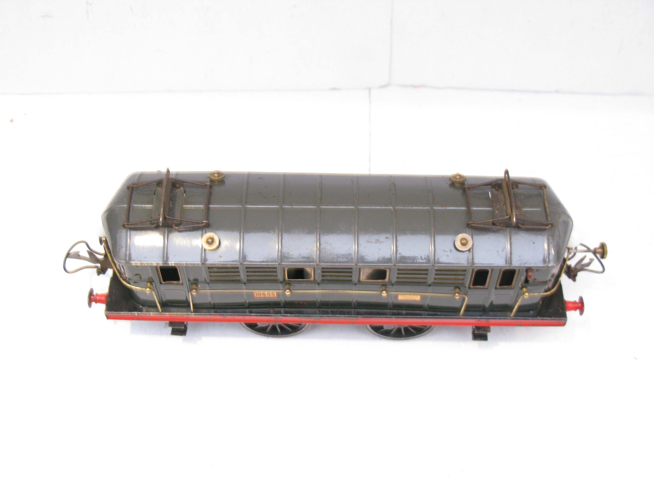 Rare Hornby 0 Gauge LE2/20 Swiss Style Overhead electric 0-4-0 green Locomotive, 3-rail 20 volt Electric - unboxed - Overall Excellent/plus - Image 13