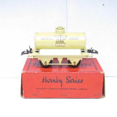 Hornby 0 Gauge Large 'BP' Petrol Tanker wagon Circa 1932/33 - Boxed - Excellent