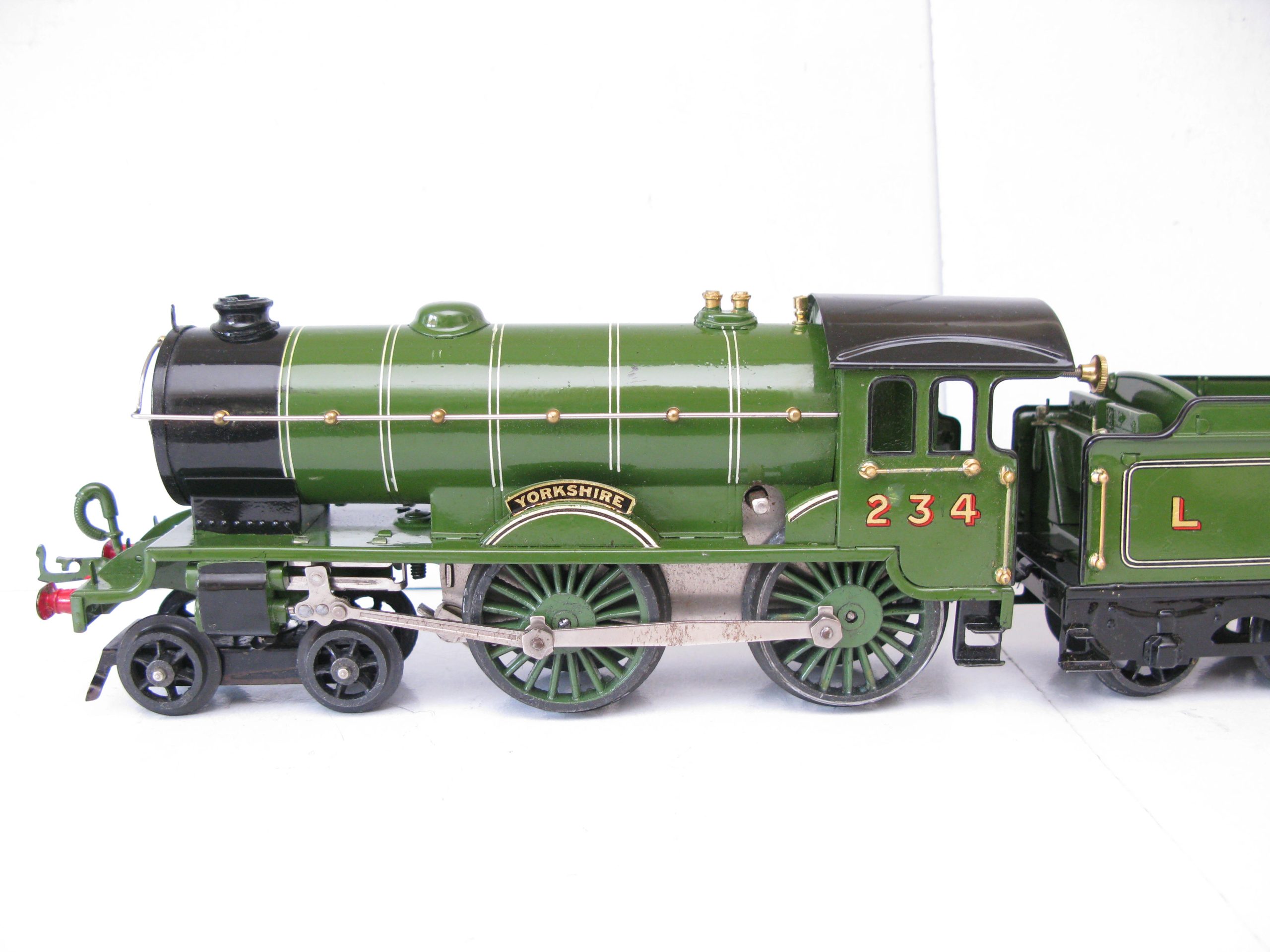 Hornby 0 Gauge No.2C Special Loco & Tender LNER Lined Green 'YORKSHIRE' No.234, Clockwork Circa 1930 - Boxed - Near Mint - Image 3