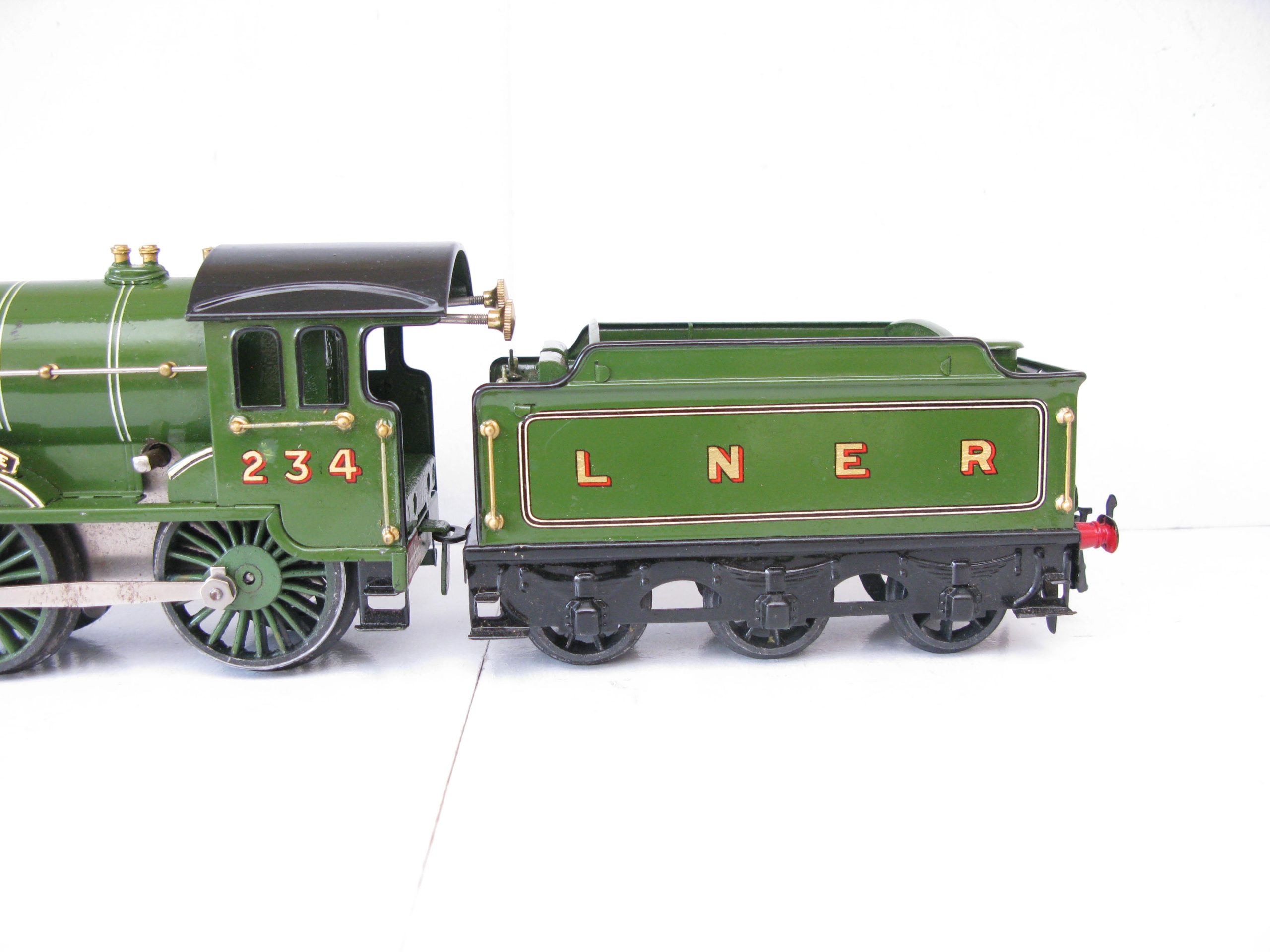 Hornby 0 Gauge No.2C Special Loco & Tender LNER Lined Green 'YORKSHIRE' No.234, Clockwork Circa 1930 - Boxed - Near Mint - Image 4