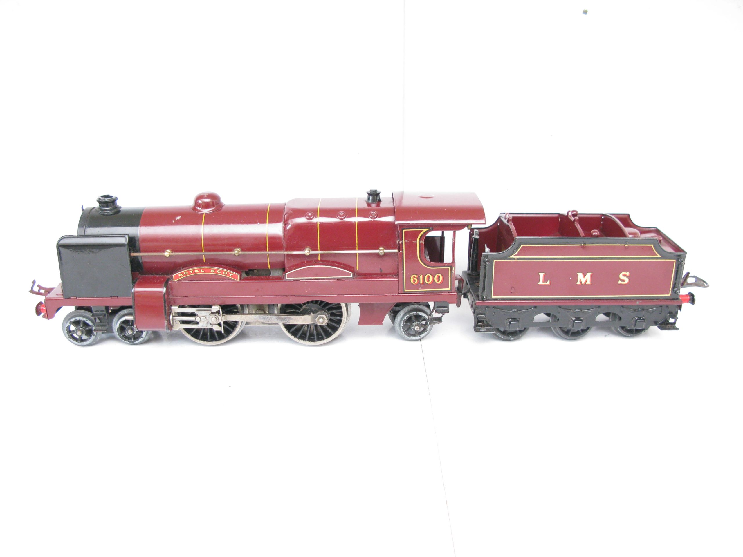 Hornby 0 Gauge E320 Loco & Tender LMS Maroon 'ROYAL SCOT' No.6100, 3-rail 20 volt electric - Boxed - Image 4