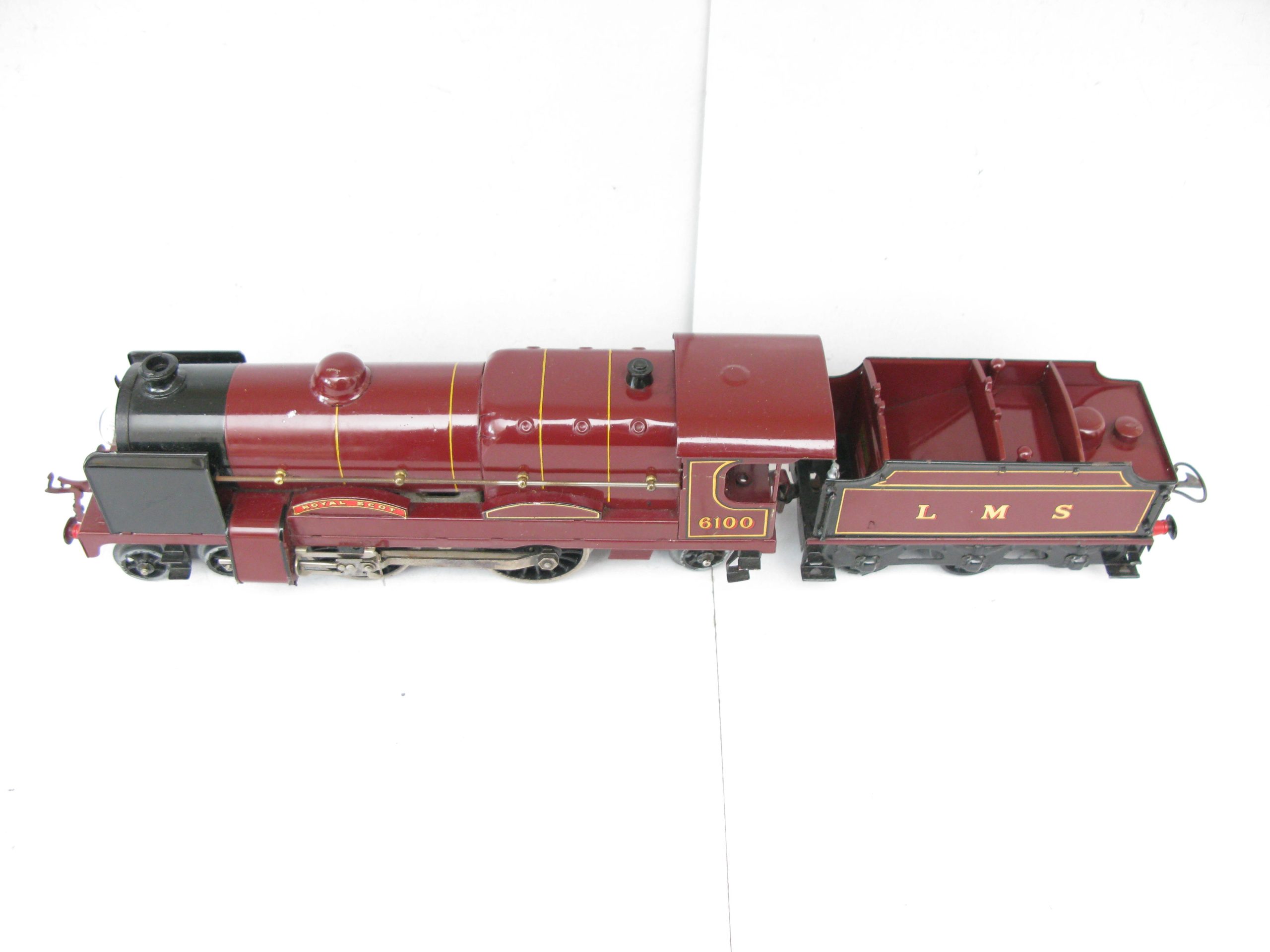 Hornby 0 Gauge E320 Loco & Tender LMS Maroon 'ROYAL SCOT' No.6100, 3-rail 20 volt electric - Boxed - Image 7