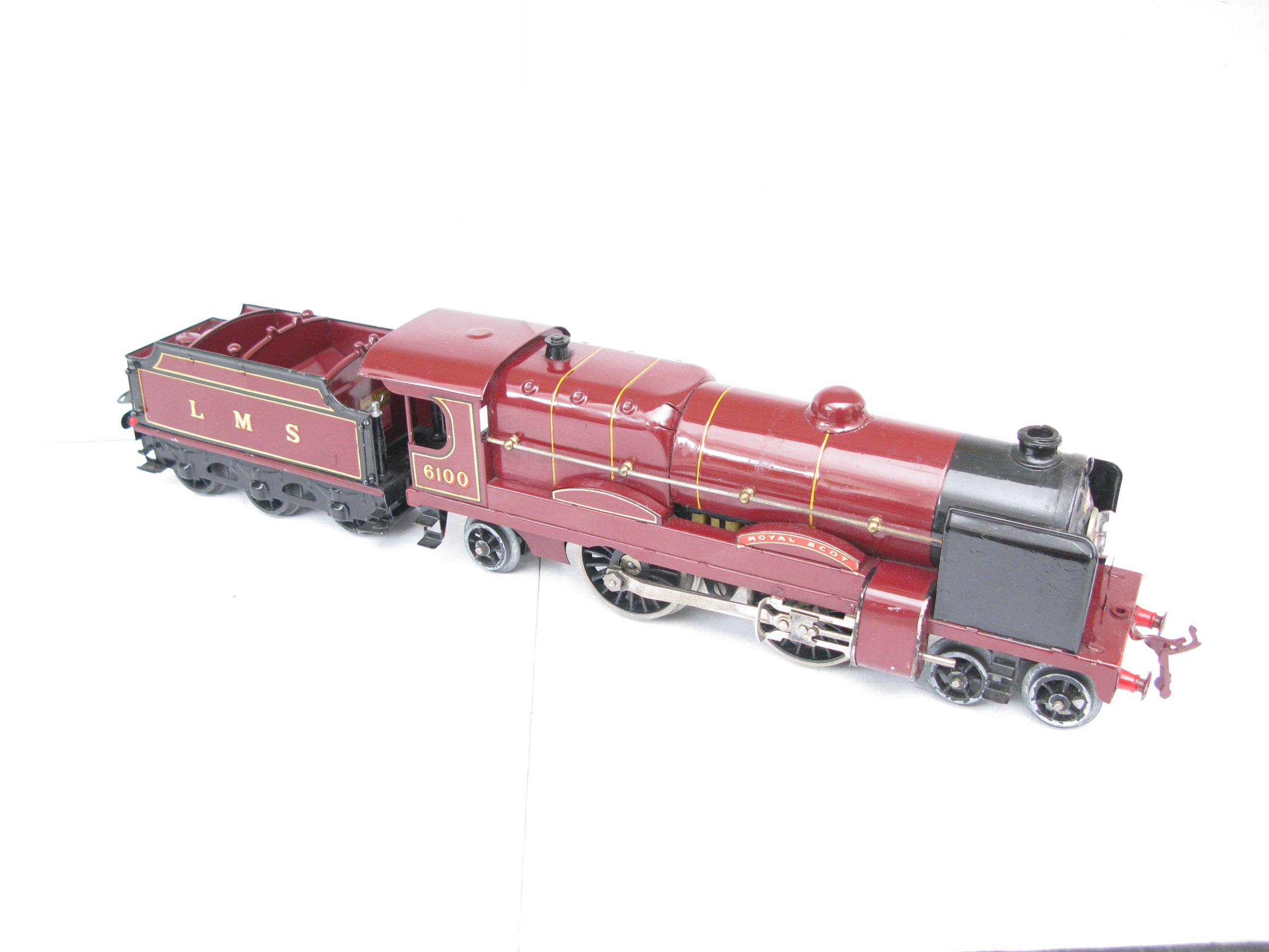 Hornby 0 Gauge E320 Loco & Tender LMS Maroon 'ROYAL SCOT' No.6100, 3-rail 20 volt electric - Boxed - Image 9