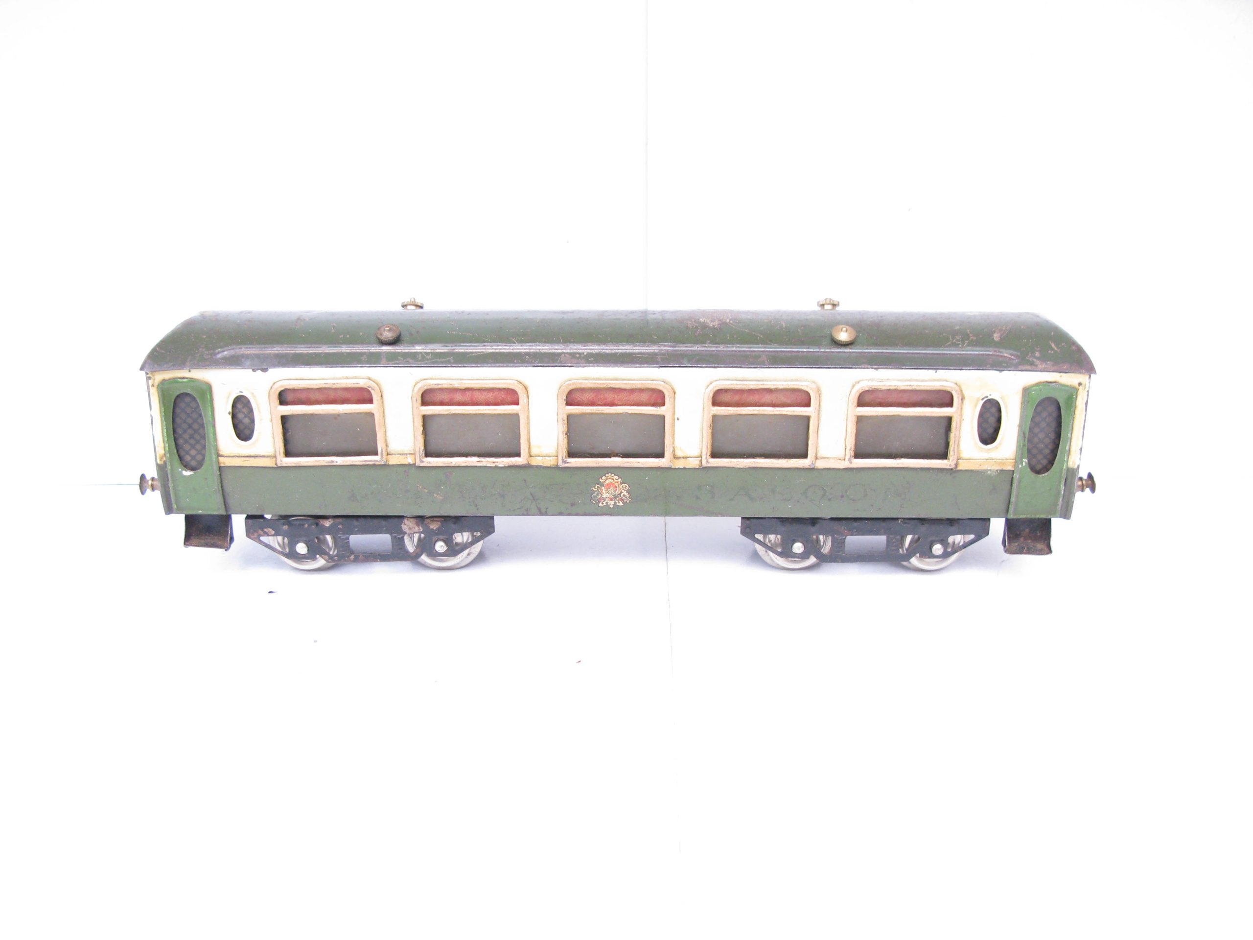 Hornby 0 Gauge Early No.2 Green and Cream Pullman Dining Saloon Coaches circa 1923 - unboxed - Fair to Good