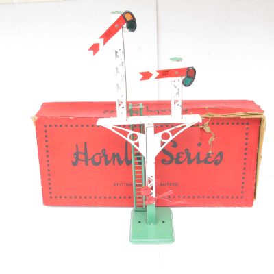 Hornby 0 Gauge No.2 Junction Home Signal - Green base and tops version - Boxed