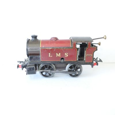 Hornby 0 Gauge Post war 0-4-0 Clockwork Loco's Type 101 in LMS Maroon and a BR Black Type 40 - unboxed - Fair - £28 each