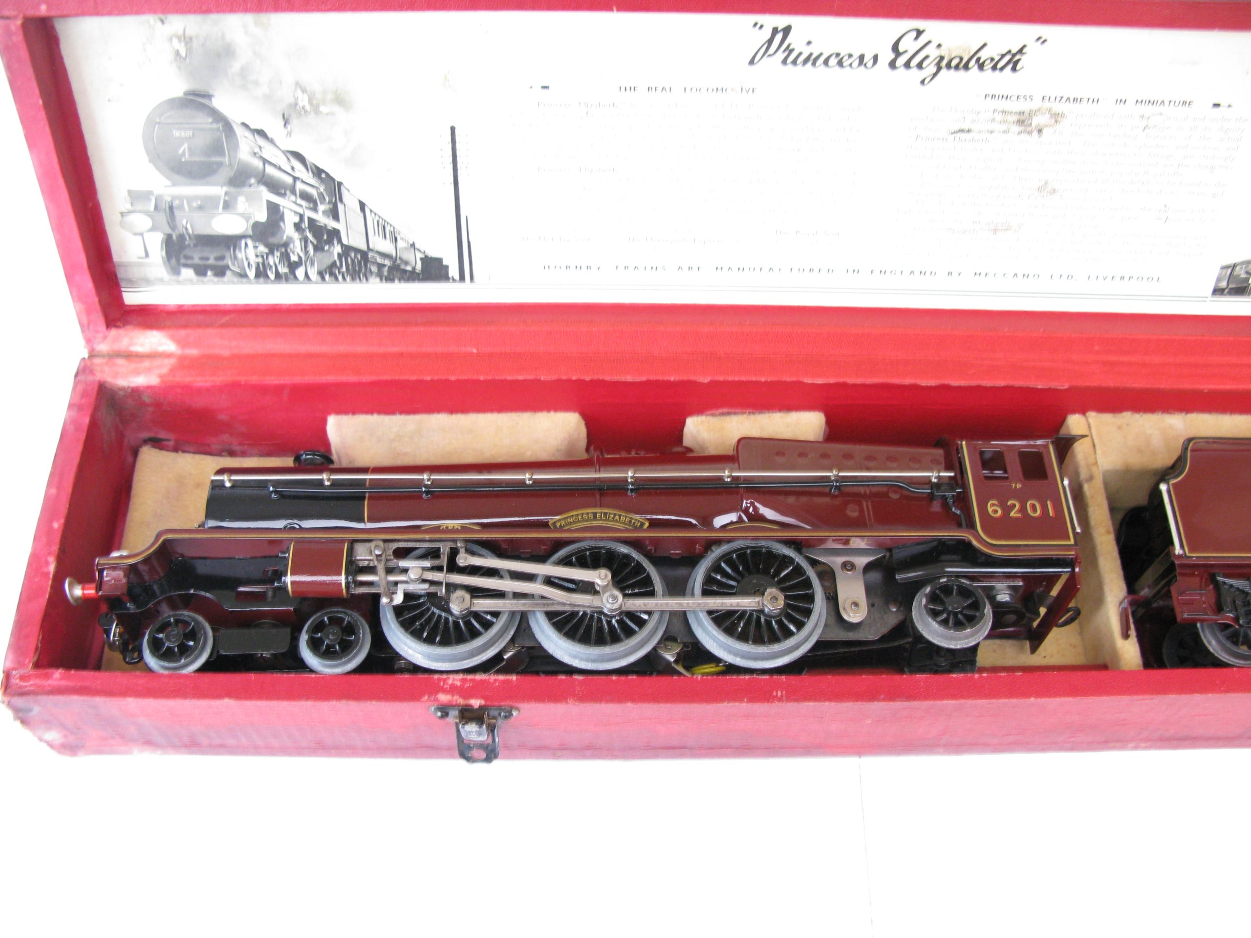 Hornby 0 Gauge 4-6-2 Loco & Tender LMS Lined Maroon 'Princess Elizabeth' No.6201, 3-rail Electric - Boxed - Superb - Image 17