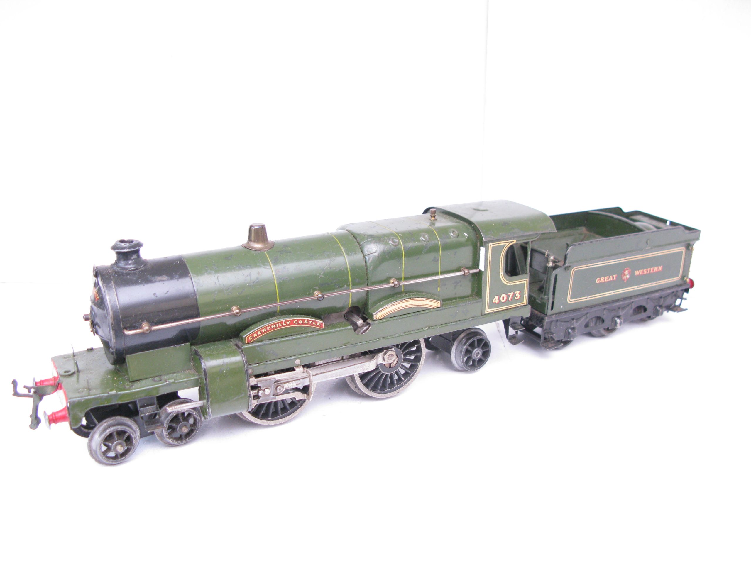 Hornby 0 Gauge No.3C GWR Green Loco & Tender 'CAERPHILLY CASTLE' No.4073, Clockwork - unboxed - Overall Fair - Image 4