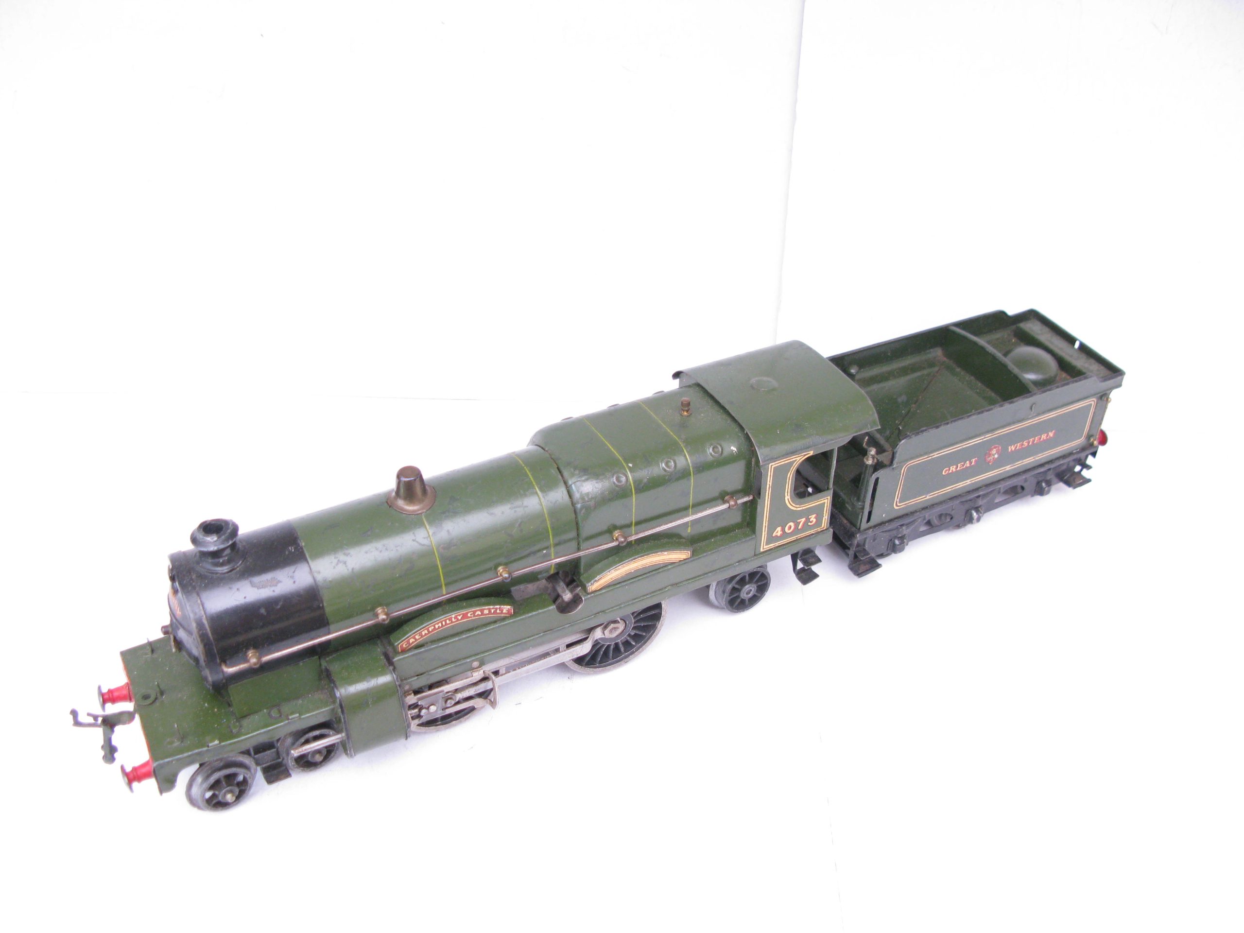 Hornby 0 Gauge No.3C GWR Green Loco & Tender 'CAERPHILLY CASTLE' No.4073, Clockwork - unboxed - Overall Fair - Image 5