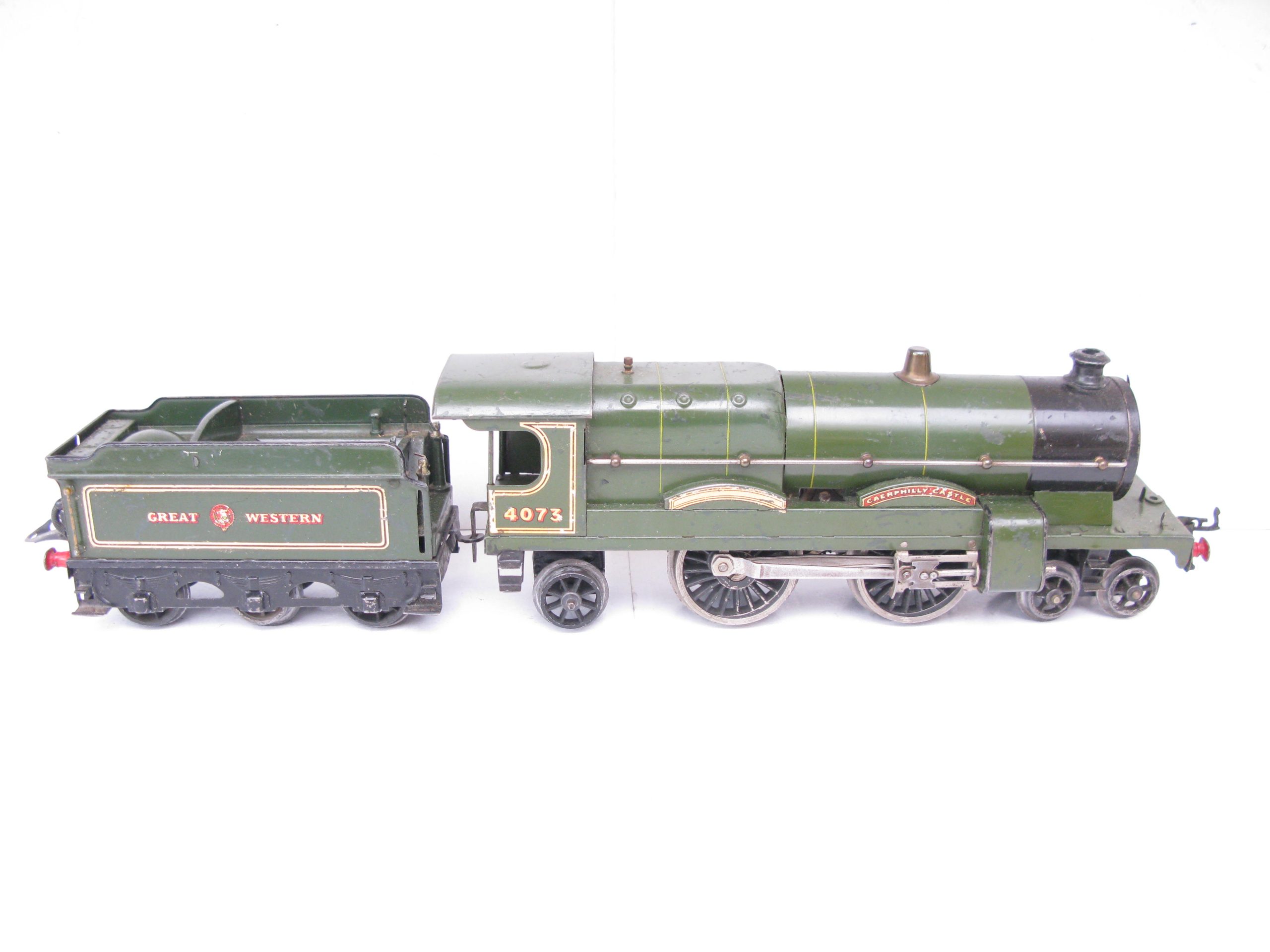 Hornby 0 Gauge No.3C GWR Green Loco & Tender 'CAERPHILLY CASTLE' No.4073, Clockwork - unboxed - Overall Fair - Image 6