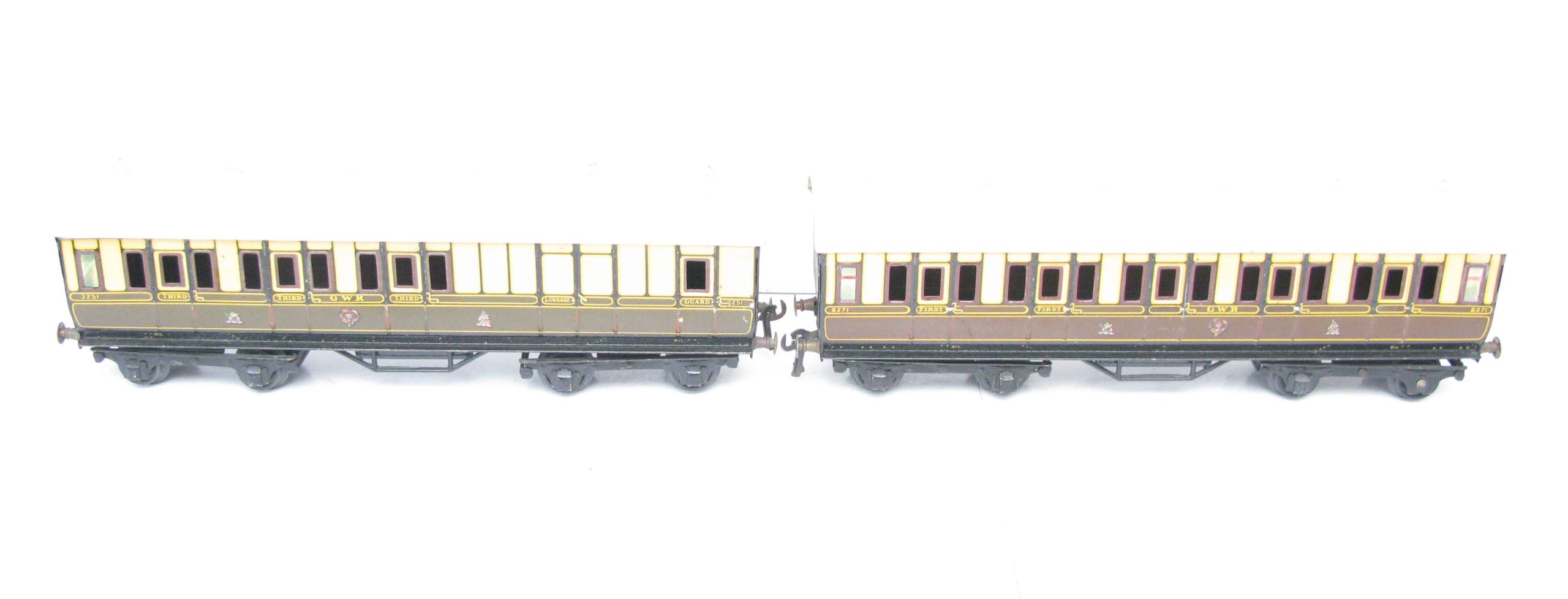 Bing - Bassett Lowke 0 Gauge GWR pair of 1921/1924 series Coaches All 1st and Brake 3rd - unboxed - Good - Priced each at £45 - Image 8