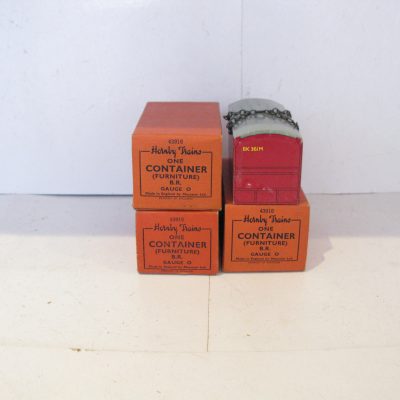 Hornby 0 Gauge Post war BR Furniture Containers - Boxed - 3 available Price £10 each