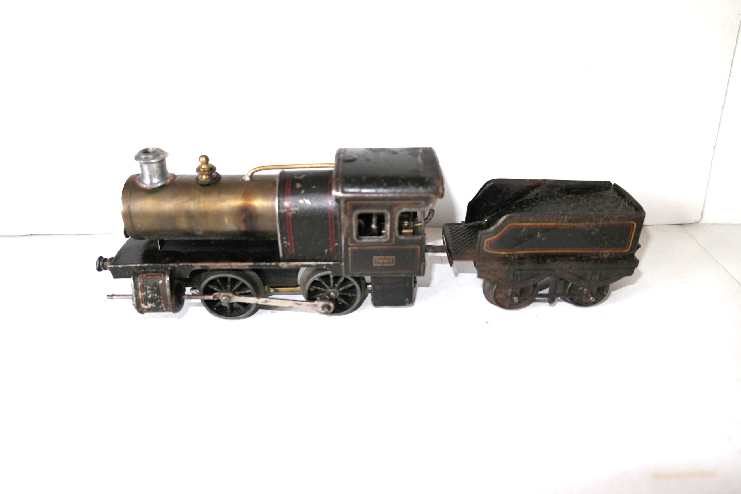 Bing 0 Gauge LNWR / Continential Lined black 0-4-0 Loco & Tender No.2663, Live Steam - unboxed - Good - £125 - Image 3