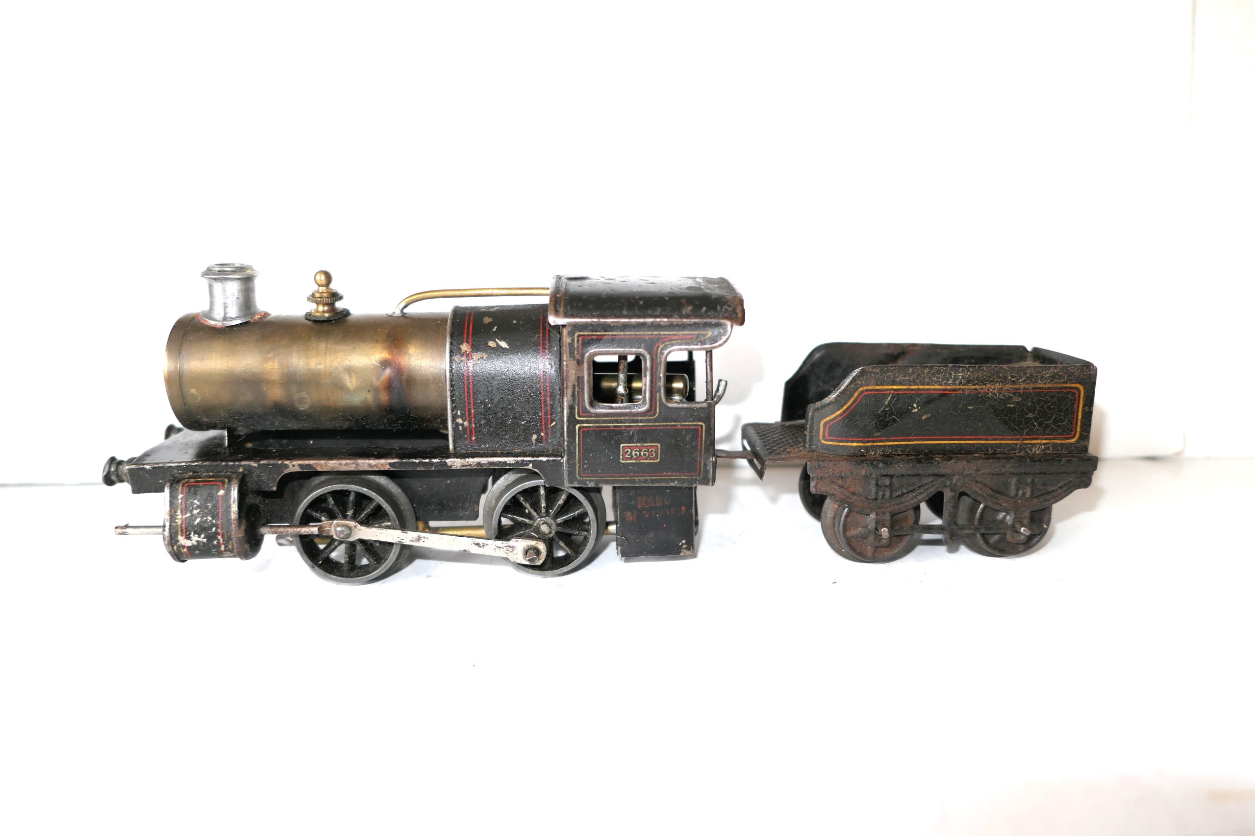 Bing 0 Gauge LNWR / Continential Lined black 0-4-0 Loco & Tender No.2663, Live Steam - unboxed - Good - £125 - Image 4