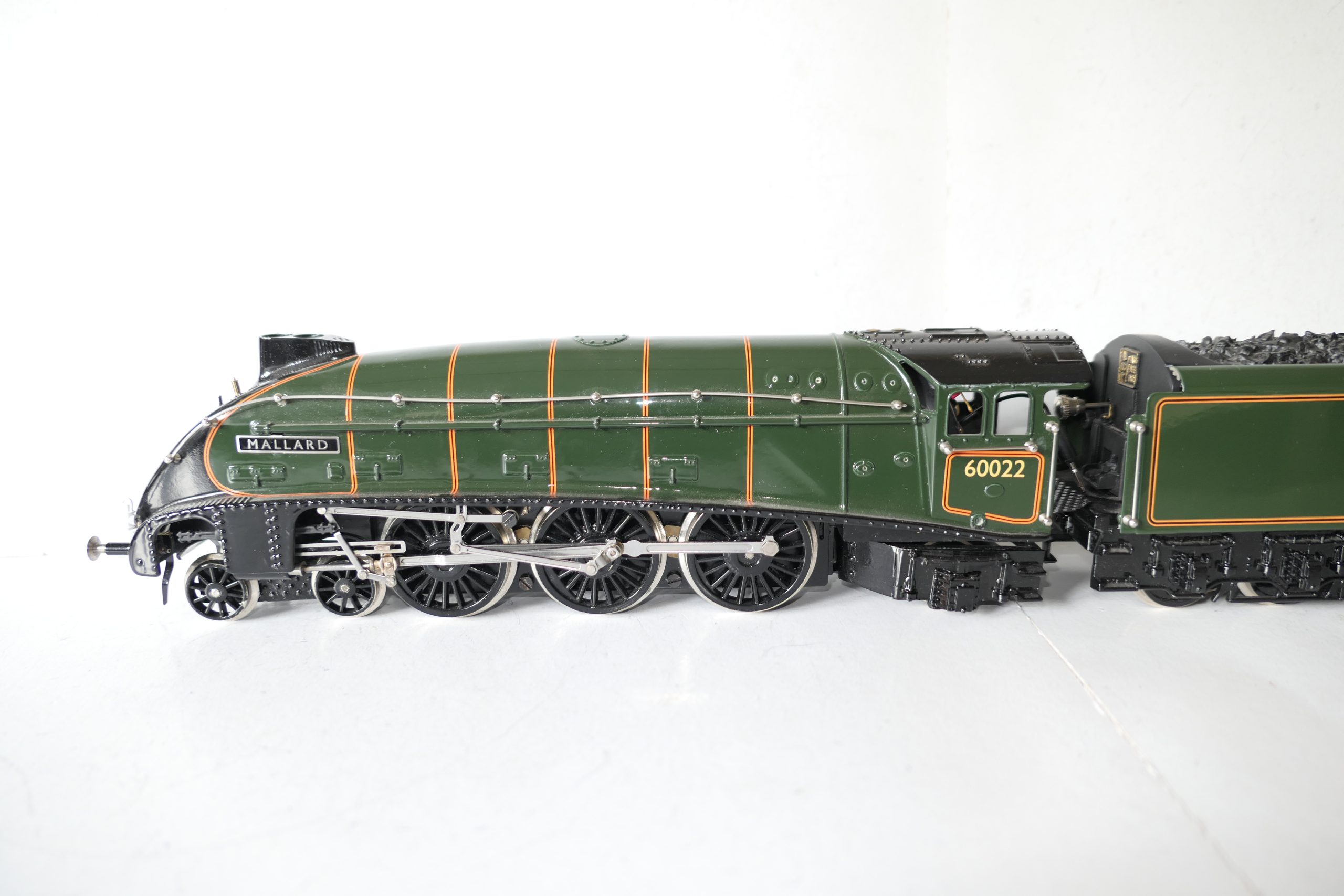 Ace 0 Gauge Modern issue E/6 4-6-2 Loco & Tender BR lined Green A4 class 'MALLARD' No., 3-rail electric - unboxed - £675 - Image 2