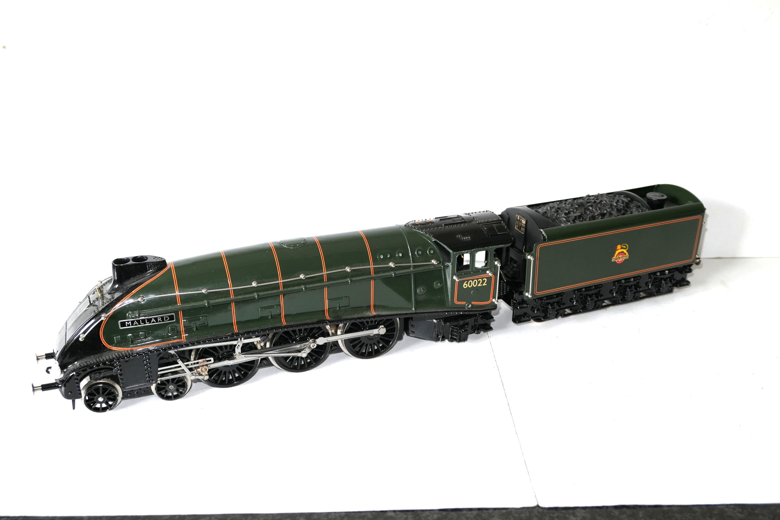 Ace 0 Gauge Modern issue E/6 4-6-2 Loco & Tender BR lined Green A4 class 'MALLARD' No., 3-rail electric - unboxed - £675 - Image 5