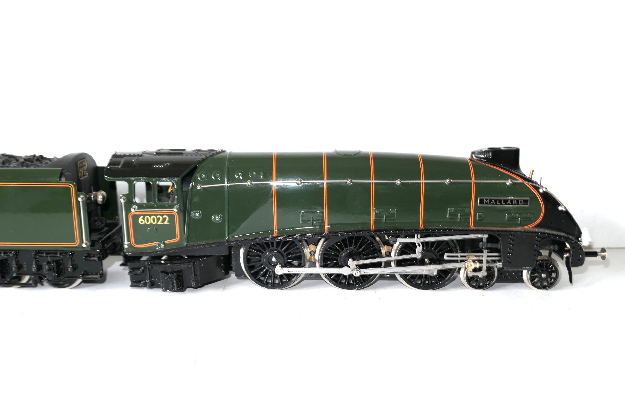 Ace 0 Gauge Modern issue E/6 4-6-2 Loco & Tender BR lined Green A4 class 'MALLARD' No., 3-rail electric - unboxed - £675 - Image 9