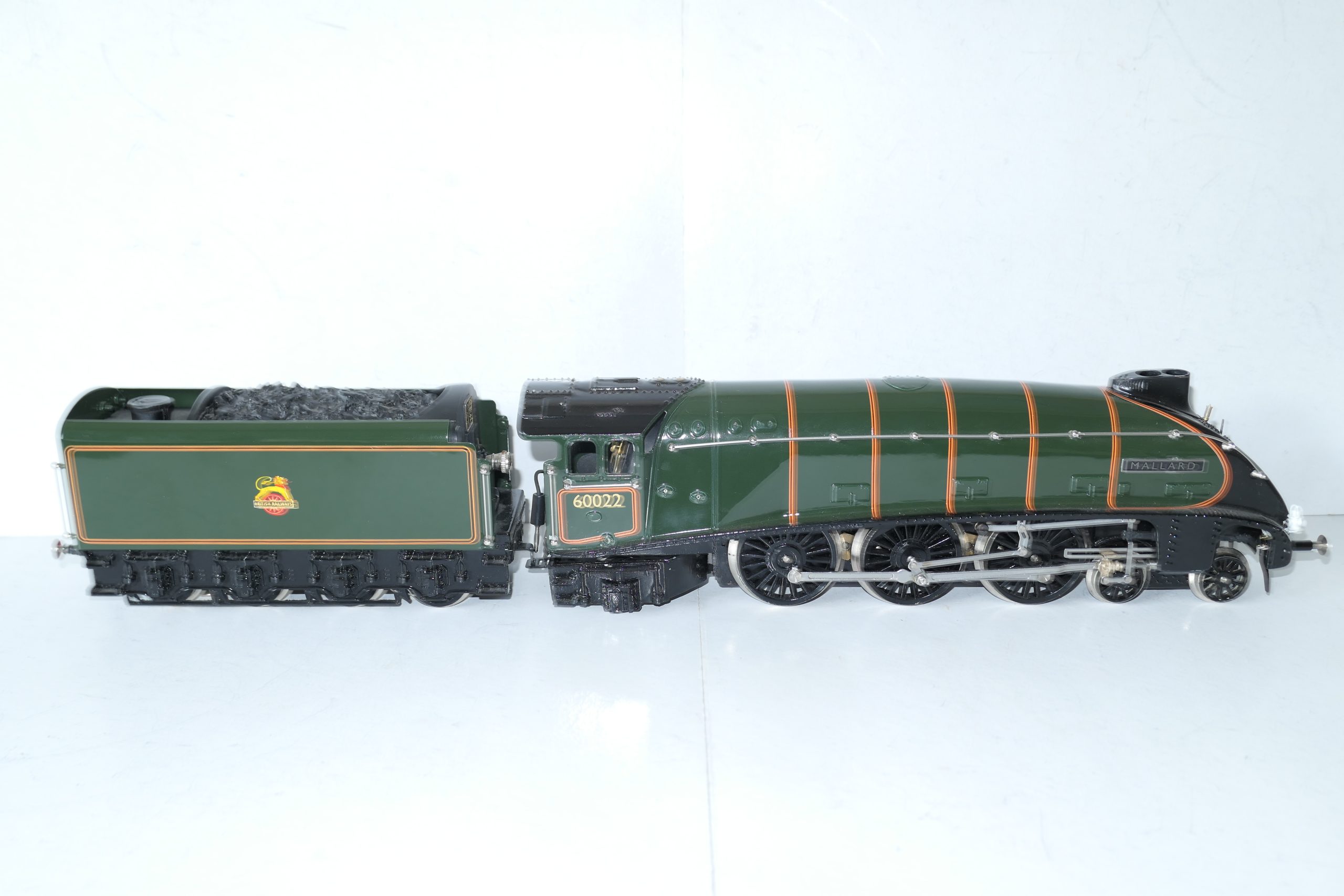 Ace 0 Gauge Modern issue E/6 4-6-2 Loco & Tender BR lined Green A4 class 'MALLARD' No., 3-rail electric - unboxed - £675 - Image 11