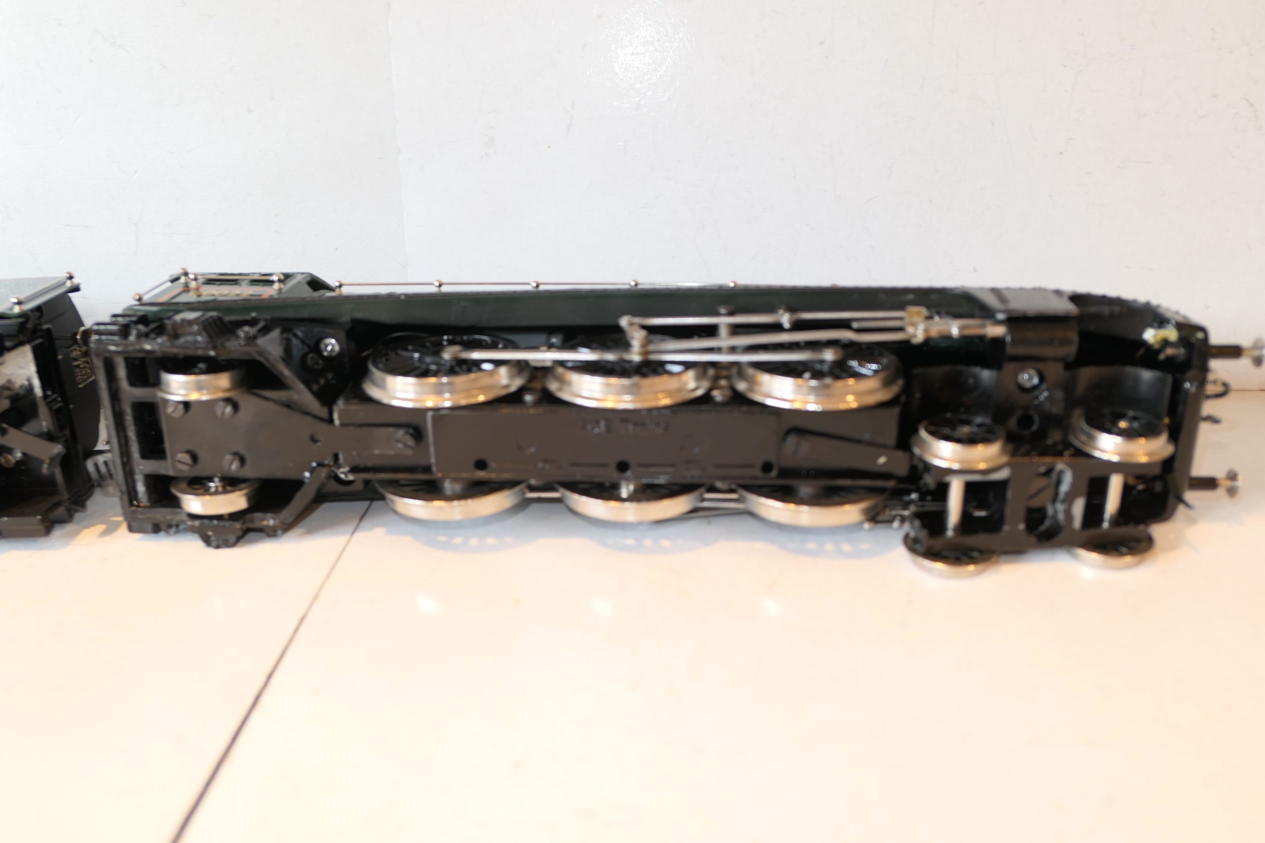 Ace 0 Gauge Modern issue E/6 4-6-2 Loco & Tender BR lined Green A4 class 'MALLARD' No., 3-rail electric - unboxed - £675 - Image 19