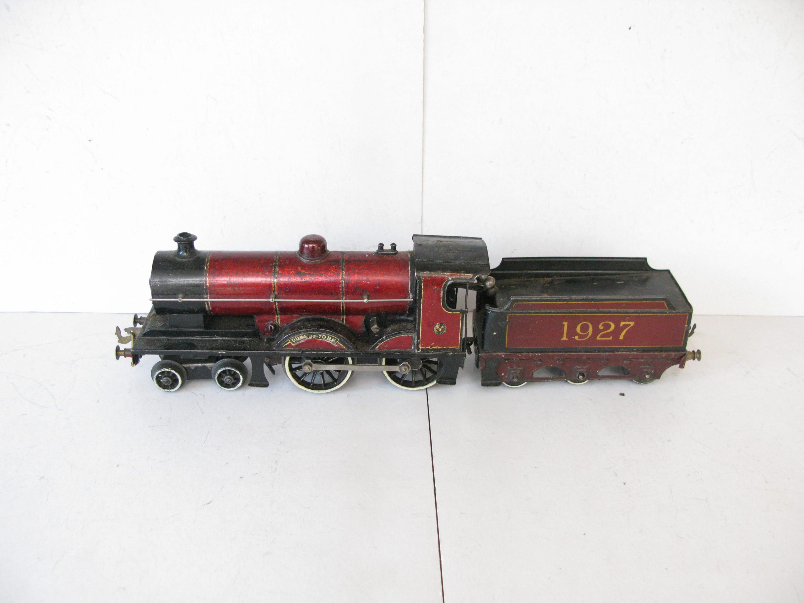 Bassett Lowke 0 Gauge LMS maroon 4-4-0 Loco & Tender 'DUKE OF YORK' No.1927, Clockwork - unboxed - Fair to Good - Image 2