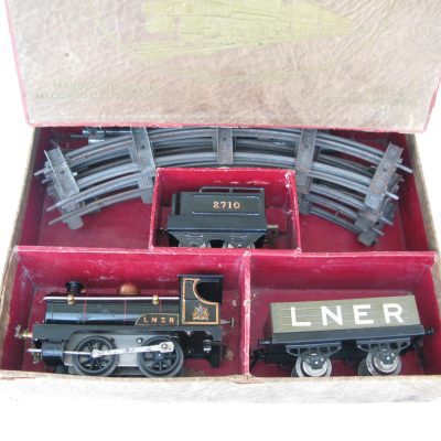 Hornby 0 Gauge Early No.1 Loco & Tender LNER lined black Good set, Clockwork Circa 1924/25 - Boxed - Overall Excellent
